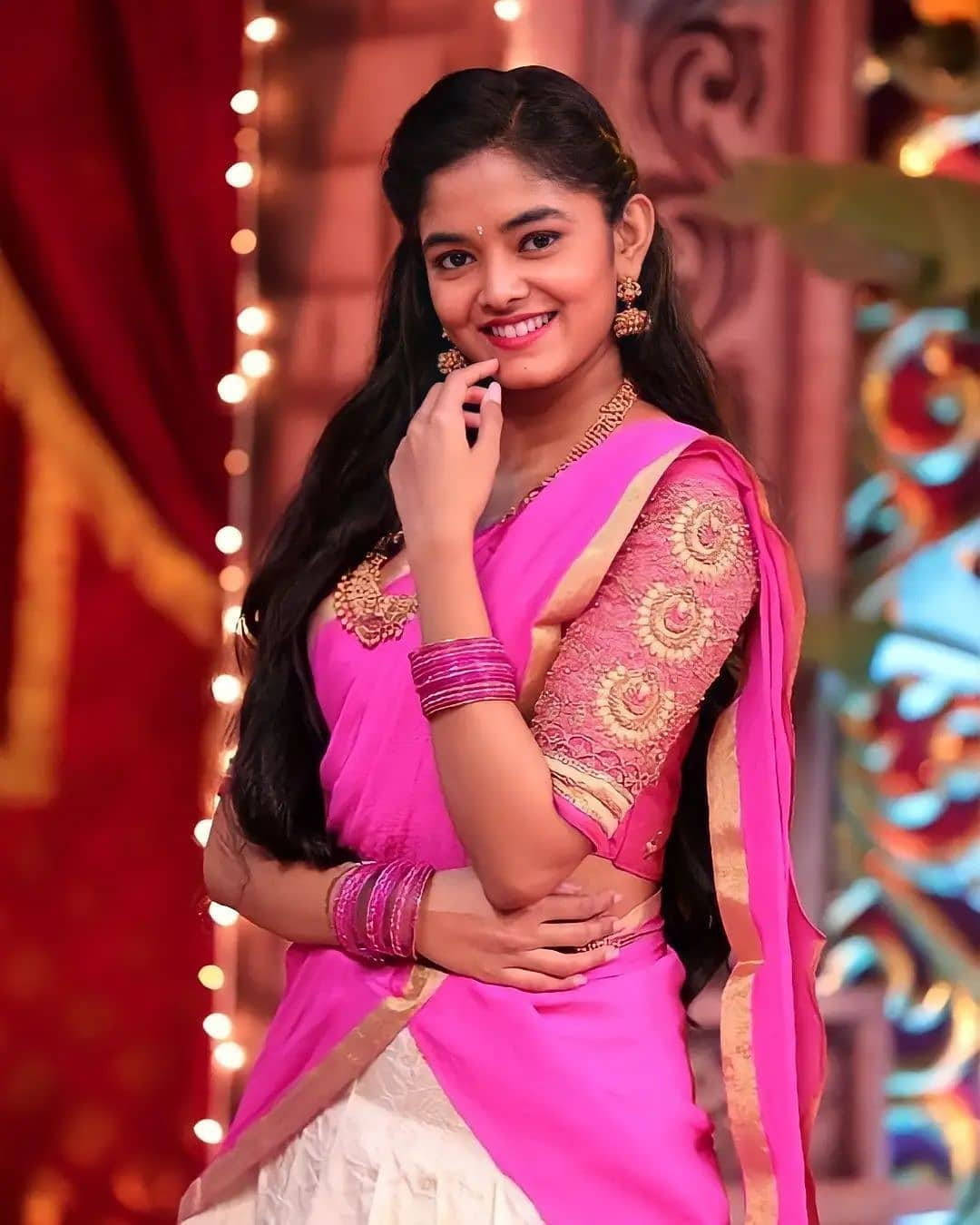 vibrant pink sari, gold embroidery, festive backdrop, HD Phone Wallpaper