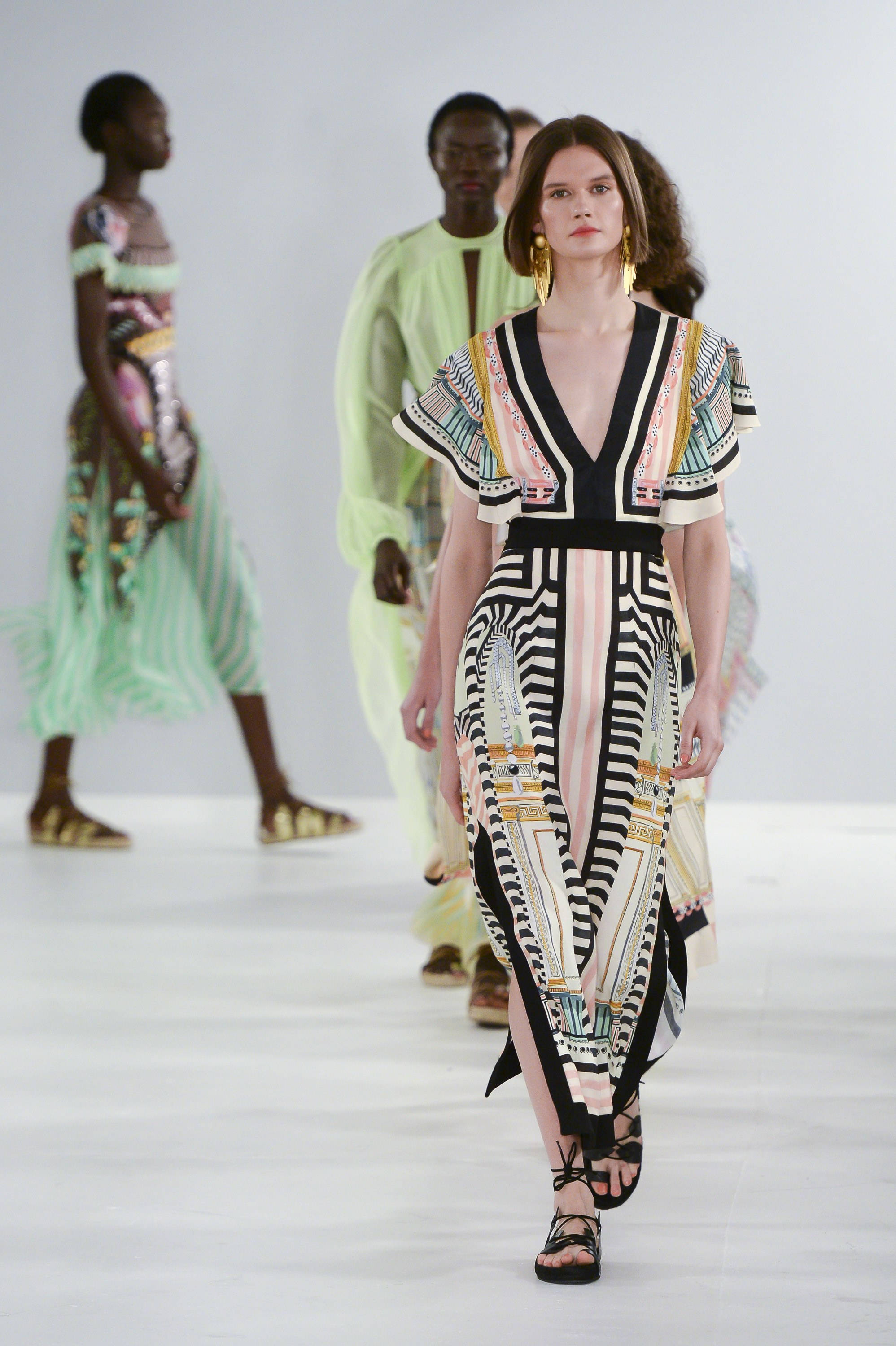 Temperley London, geometric-patterned dress, black accents, 2K Phone Wallpaper