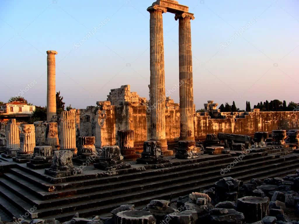 Temple Of Apollo, golden sunset, ancient stone columns, SD Desktop Wallpaper