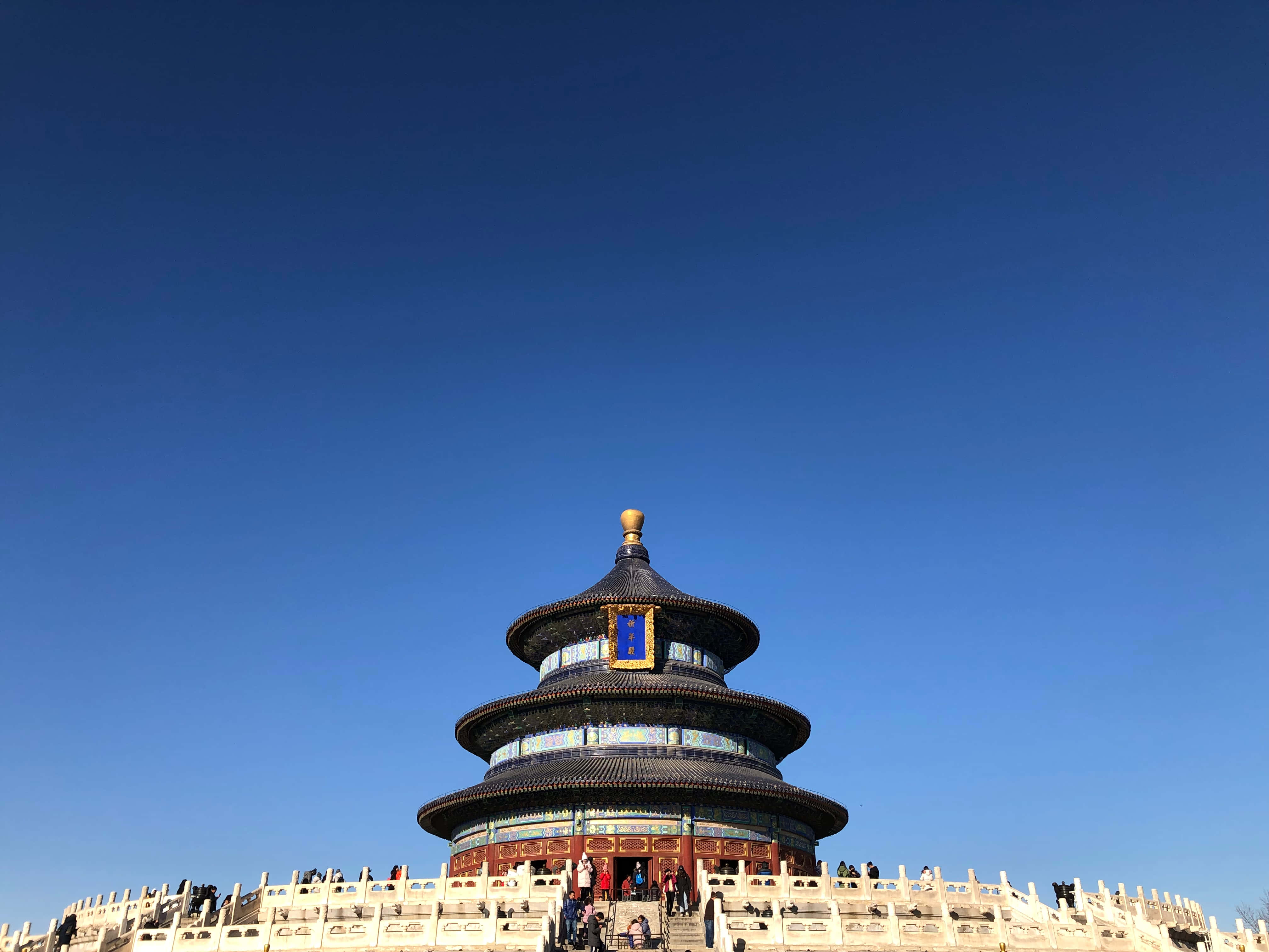 Temple Of Heaven, tiered blue roof, clear blue sky, 4K Desktop Wallpaper