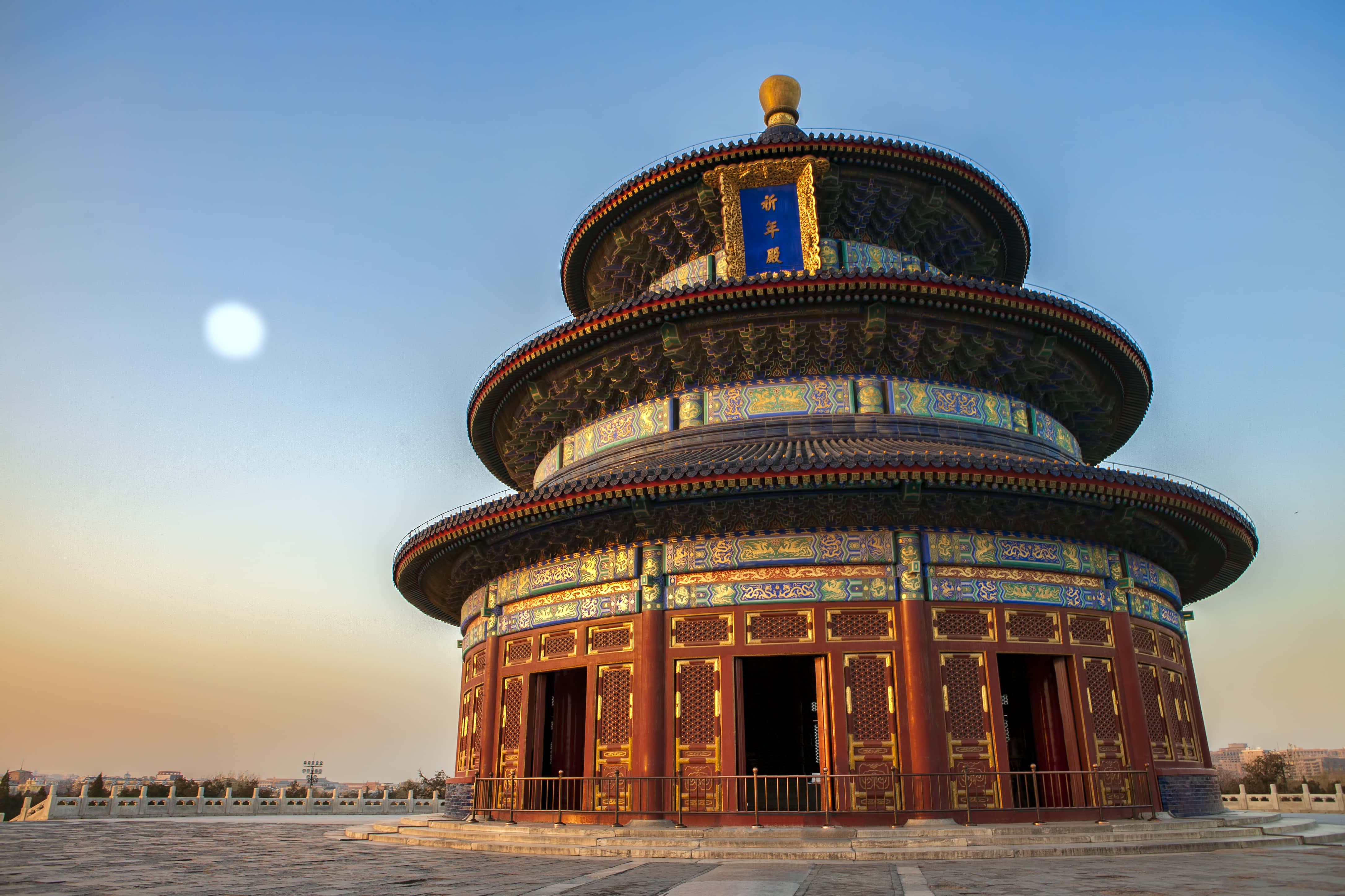 Temple Of Heaven, golden accents, tiered roofs, 4K Desktop Wallpaper
