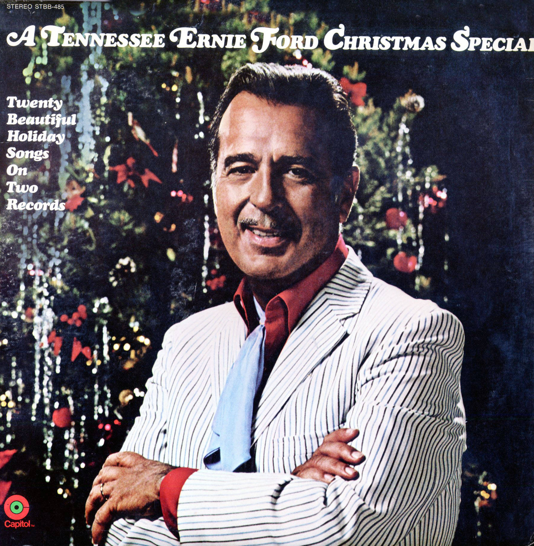 Tennessee Ernie Ford, pinstripe suit, festive Christmas tree, HD Phone Wallpaper