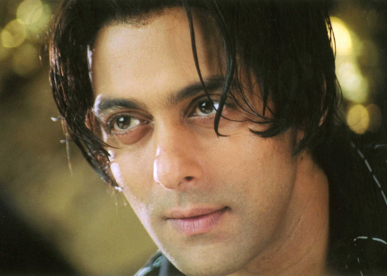 Tere Naam, handsome tere naam lead, wet dark hair, HD Desktop Wallpaper