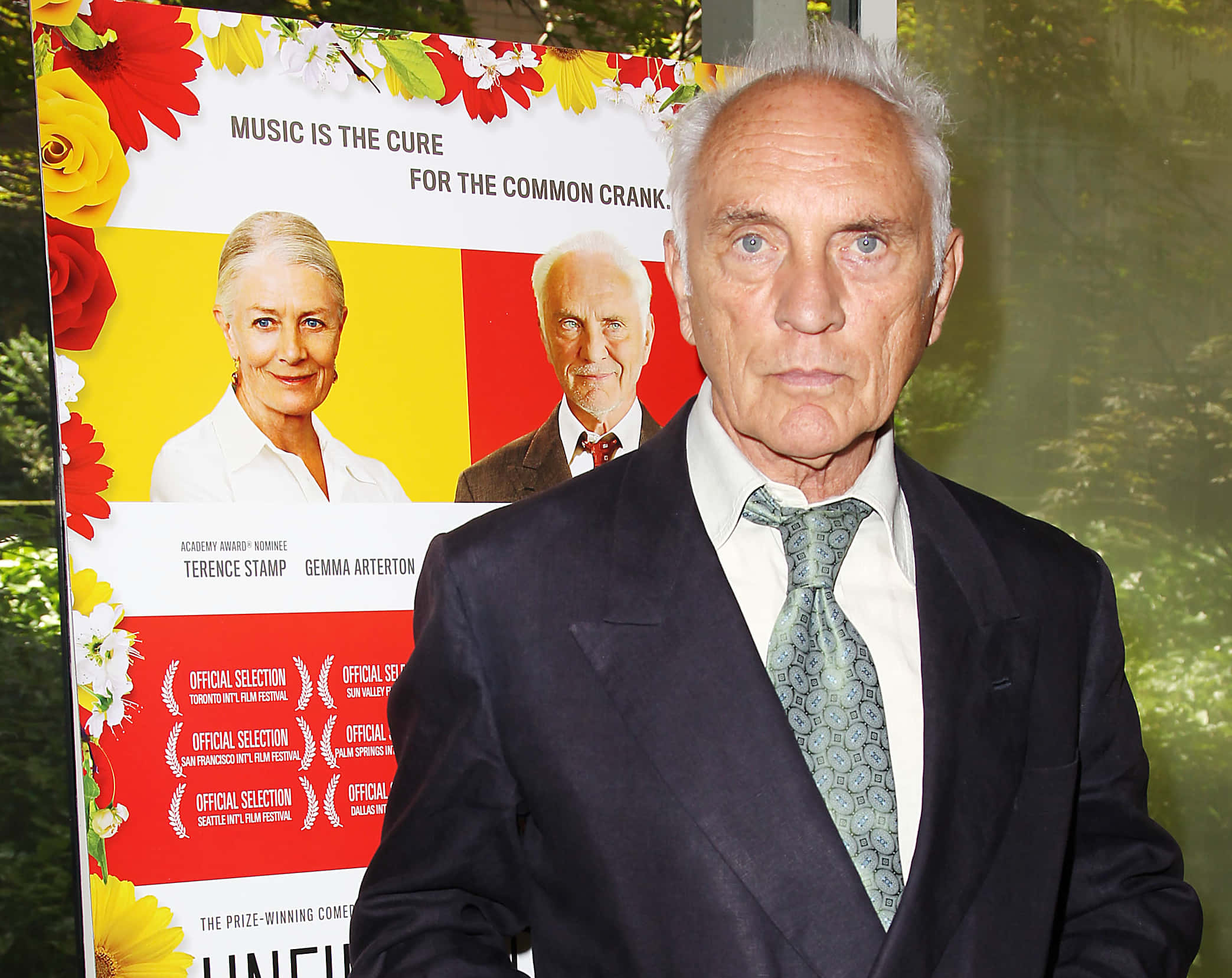 Terence Stamp, dark suit, patterned tie, Full HD Desktop Wallpaper