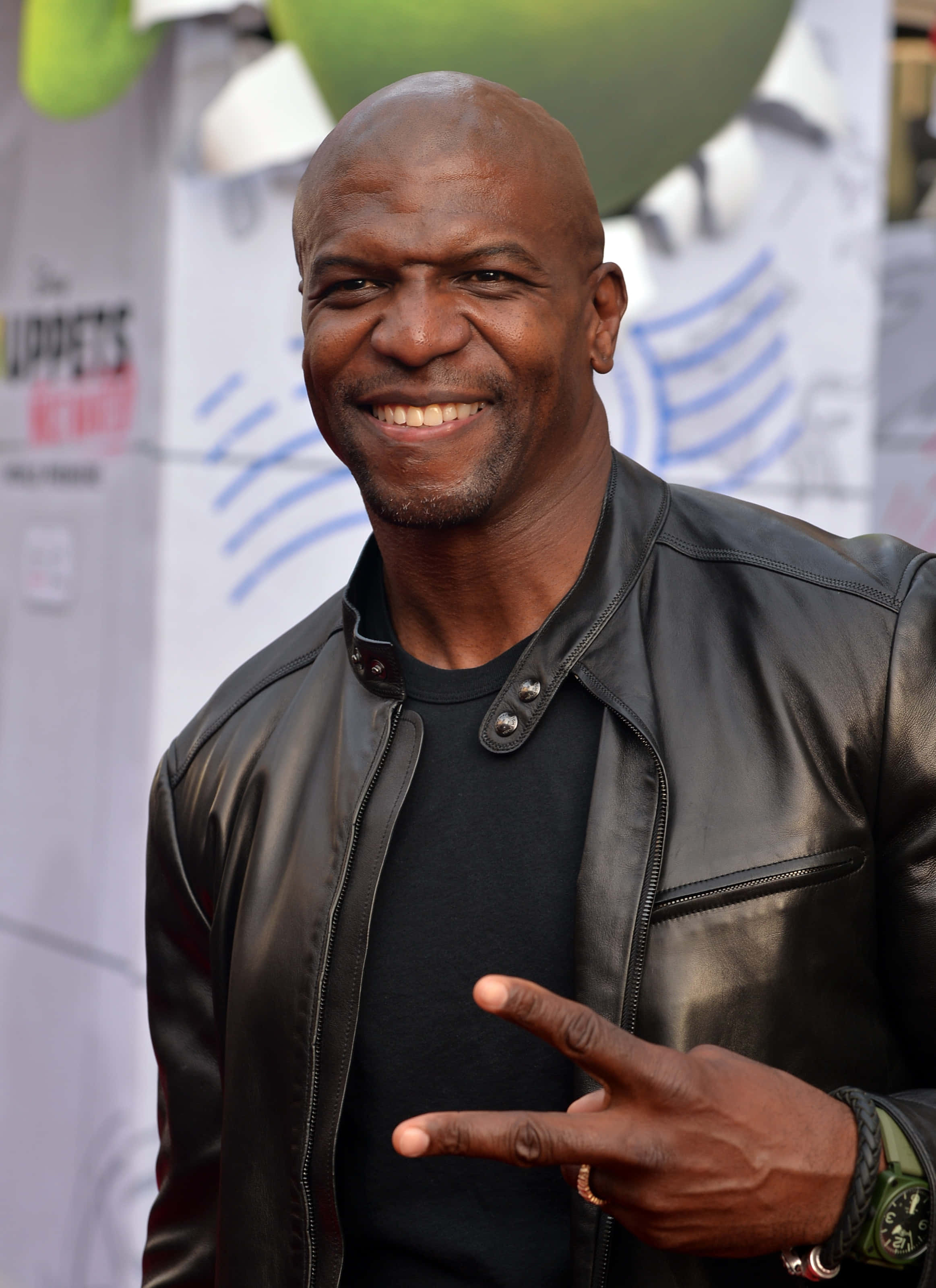 Terry Crews, black leather jacket, peace sign, 2K Phone Wallpaper