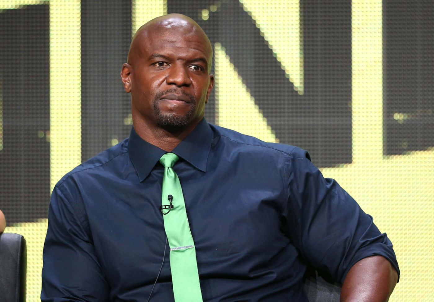 Terry Crews, dark blue shirt, bright green tie, HD Desktop Wallpaper