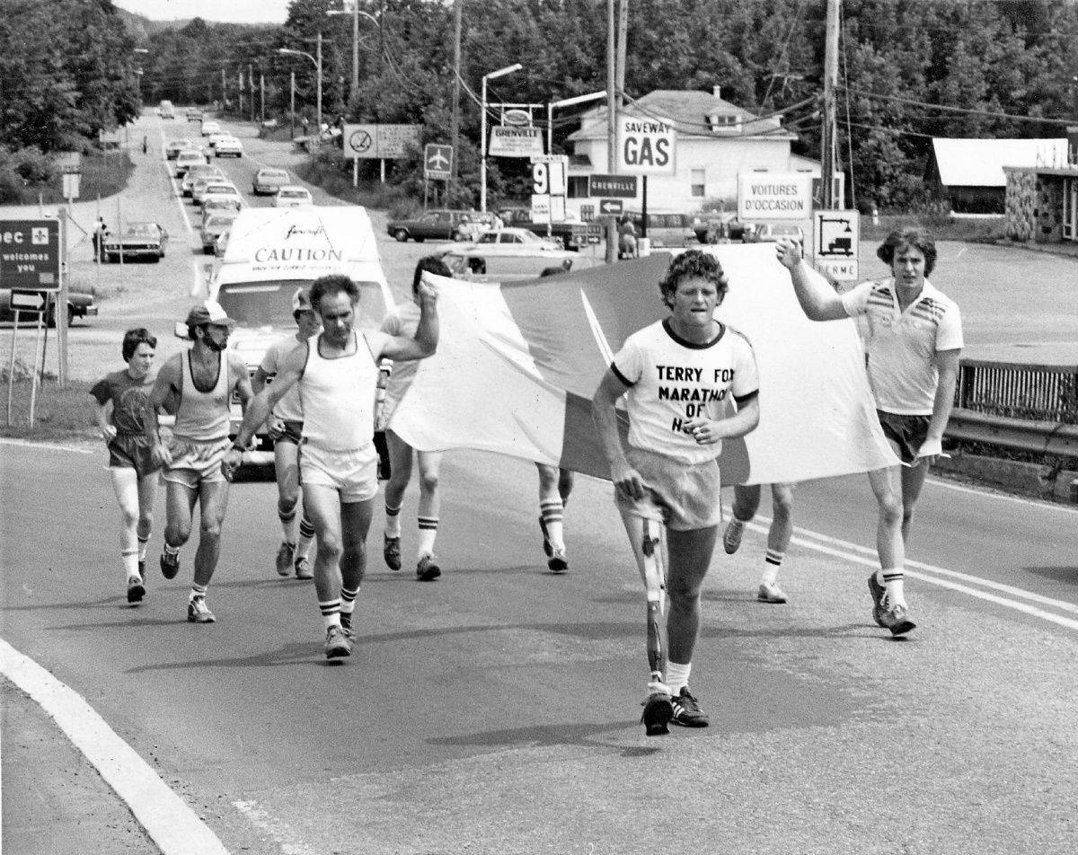 Terry Fox, prosthetic leg, marathoners, SD Desktop Wallpaper