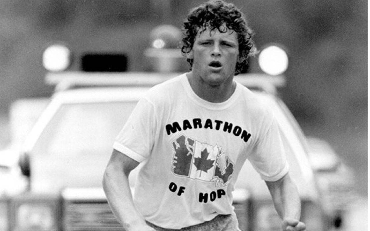Terry Fox, marathon t-shirt, police car, HD Desktop Wallpaper