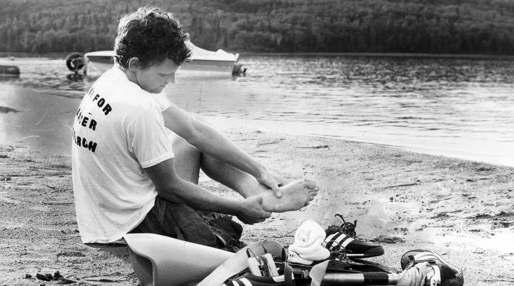 Terry Fox, lakeshore sandbank, canoe, HD Desktop Wallpaper