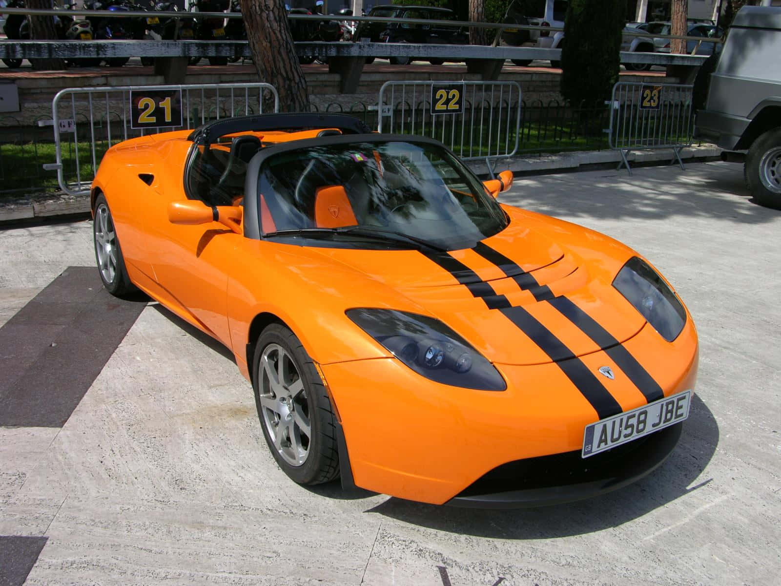 Tesla Roadster, bright orange, black racing stripes, HD Desktop Wallpaper