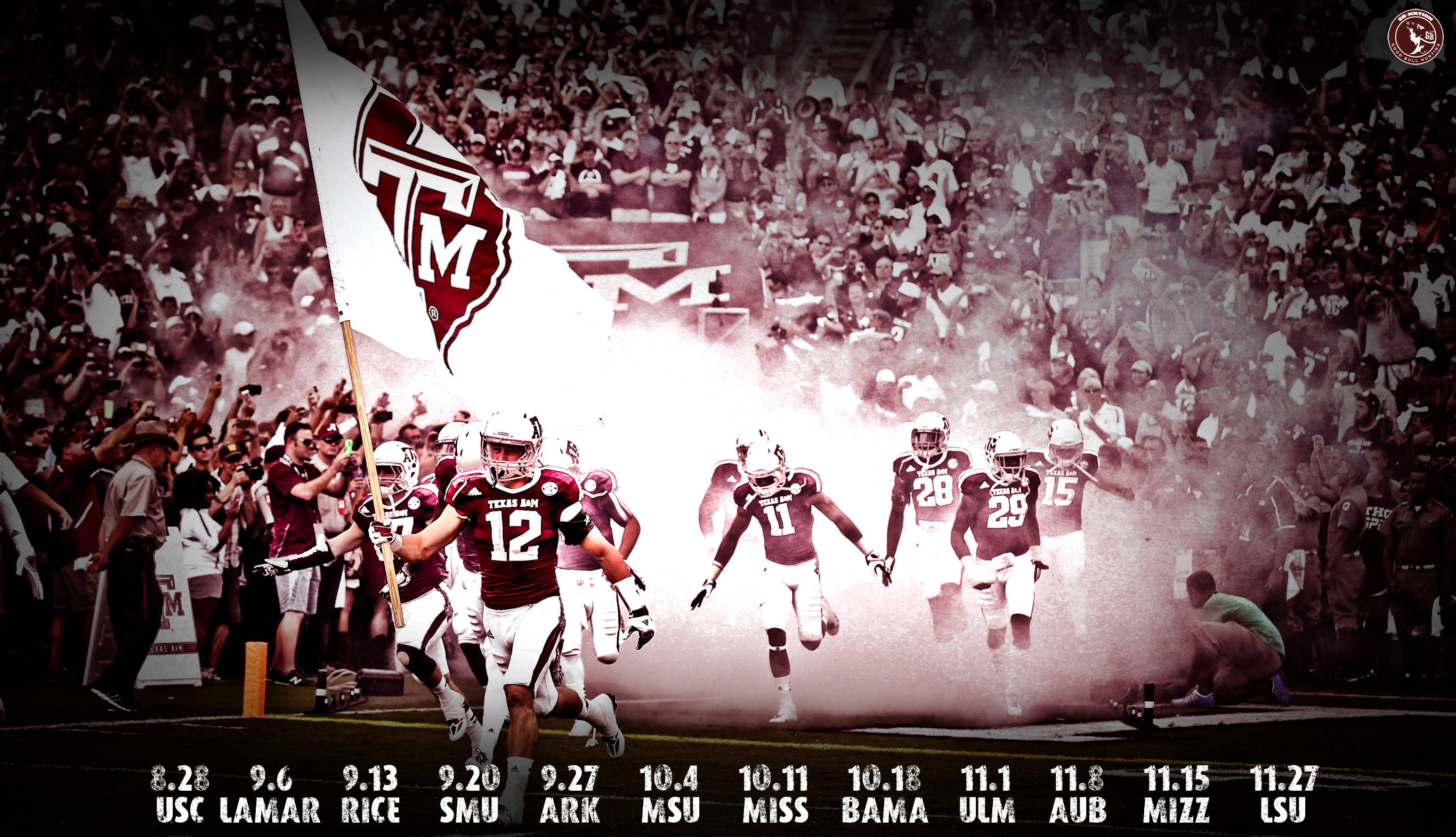 Texas A&M University, football players, smoke tunnel, 2K Desktop Wallpaper