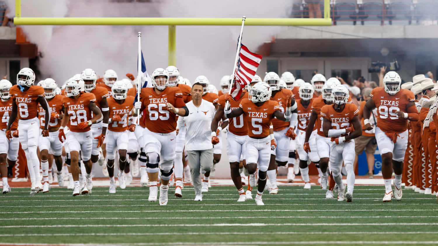 Texas Longhorns, orange and white uniforms, smoke, HD Desktop Wallpaper