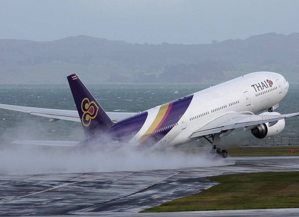 Thai Airways, airplane, wet runway, SD Desktop Wallpaper