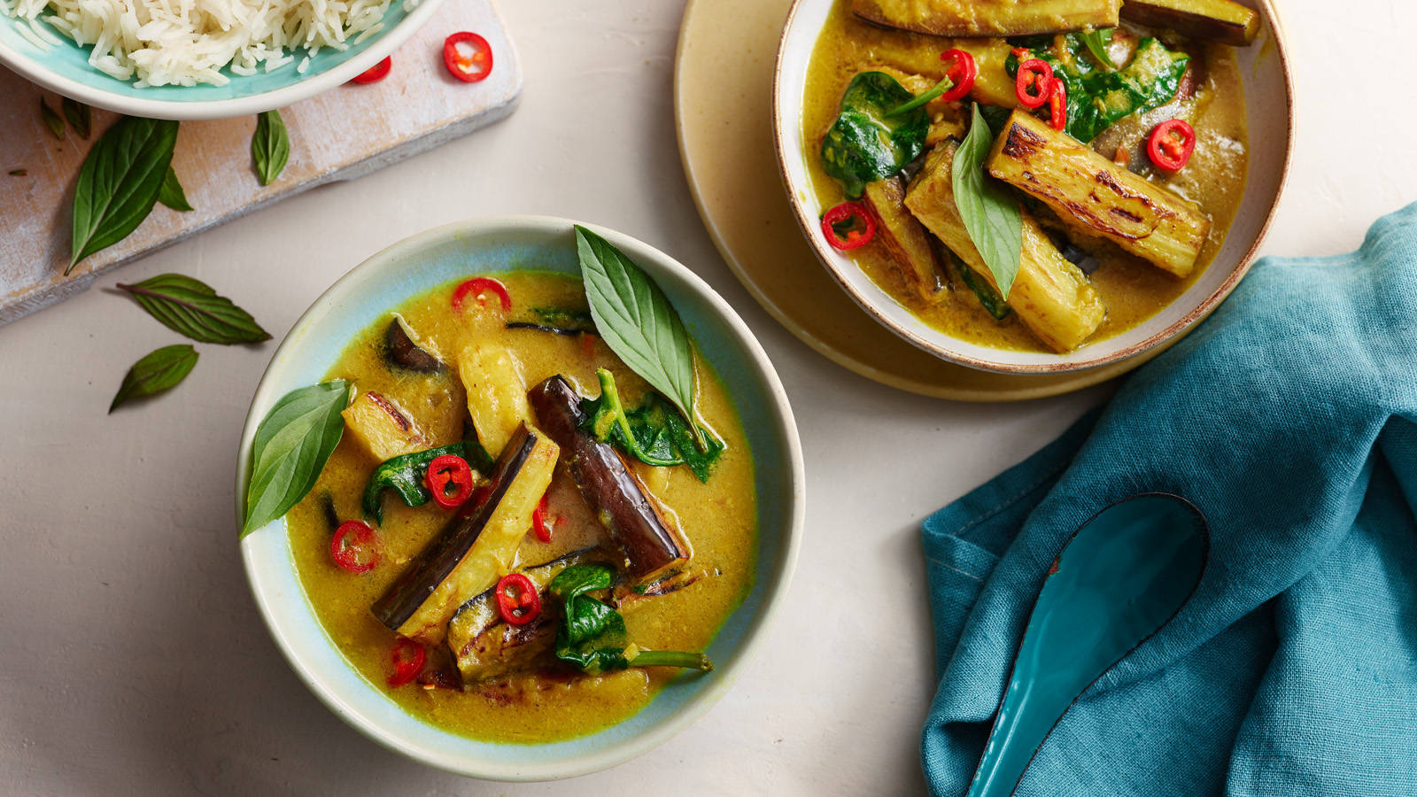 Veggie Brinjal Thai Curry, yellow curry, eggplant, HD Desktop Wallpaper