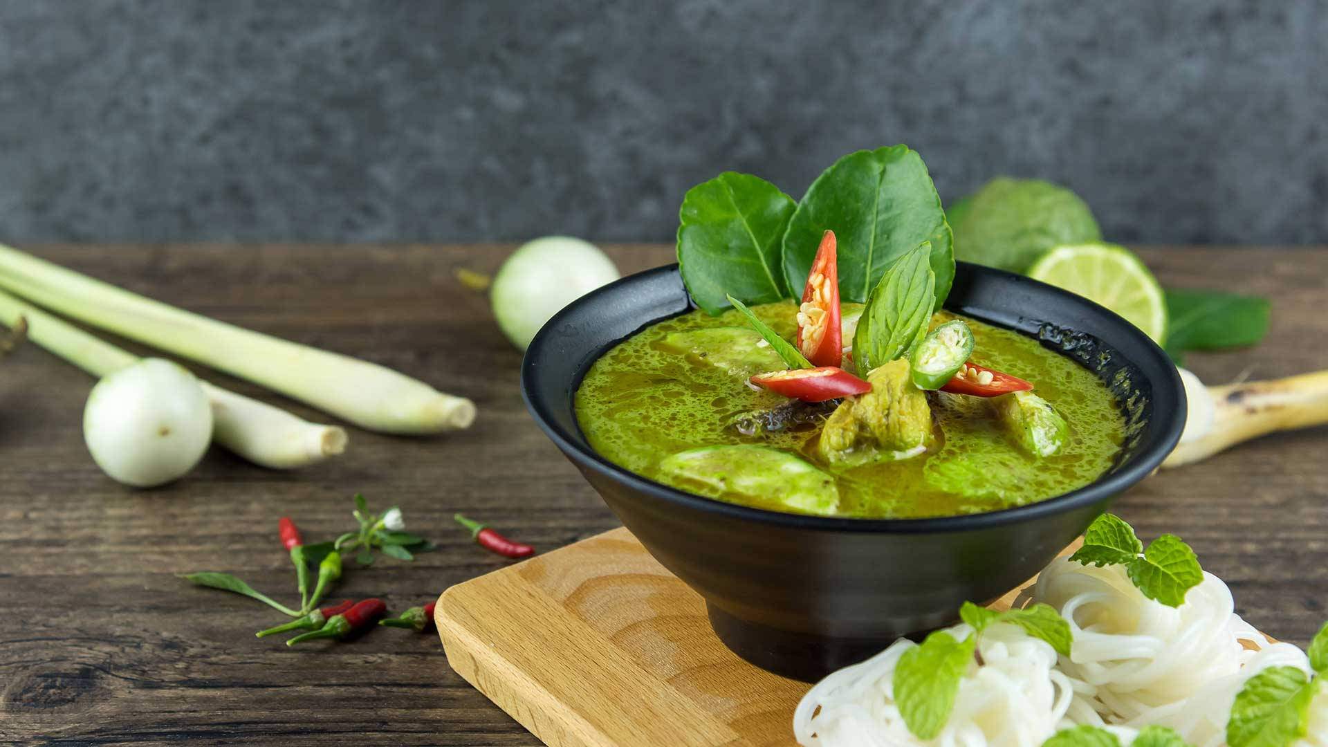 green thai curry, chicken, spirulina, Full HD Desktop Wallpaper