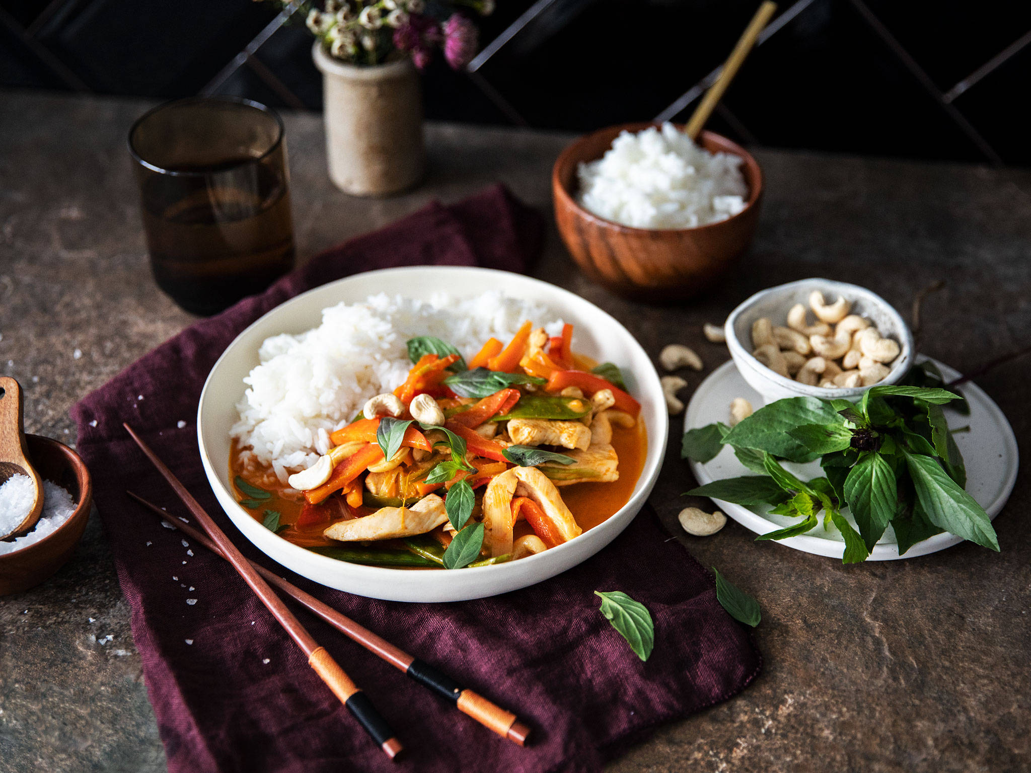 salmon red thai curry, baby corn, chicken carrots, Full HD Desktop Wallpaper