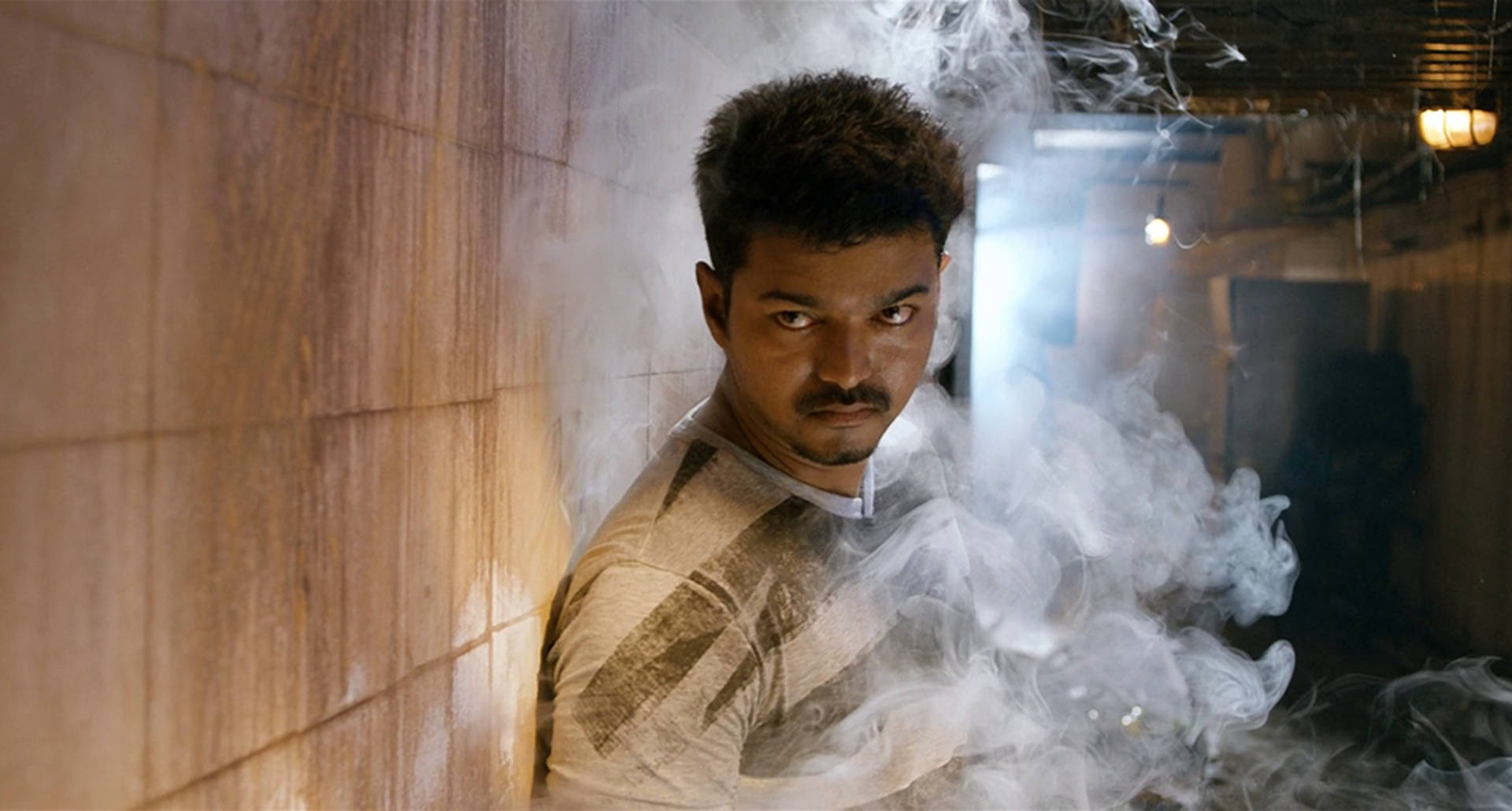 Thalapathy HD, movie scene, smoky dimly lit alleyway, Full HD Desktop Wallpaper