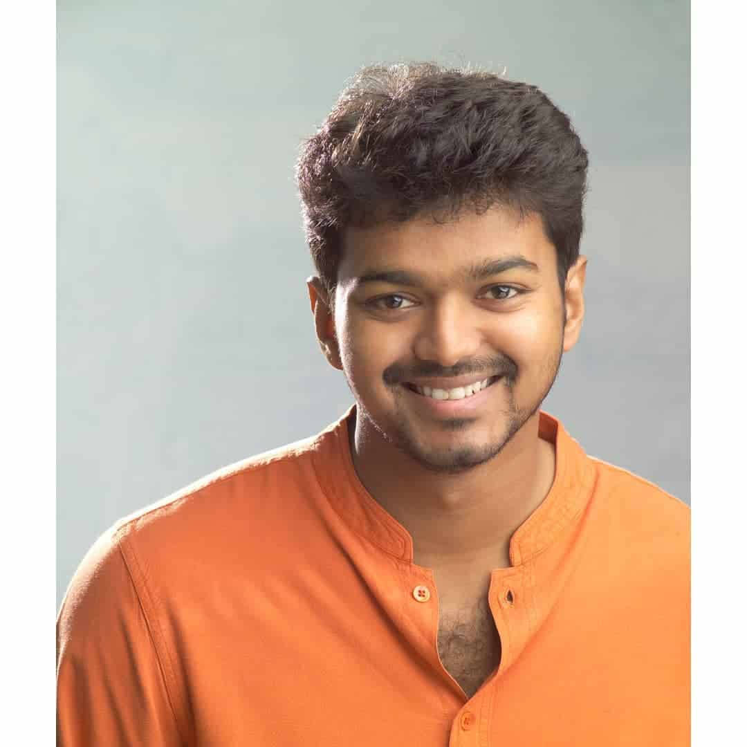 Thalapathy HD, orange shirt, dark hair, SD Desktop Wallpaper
