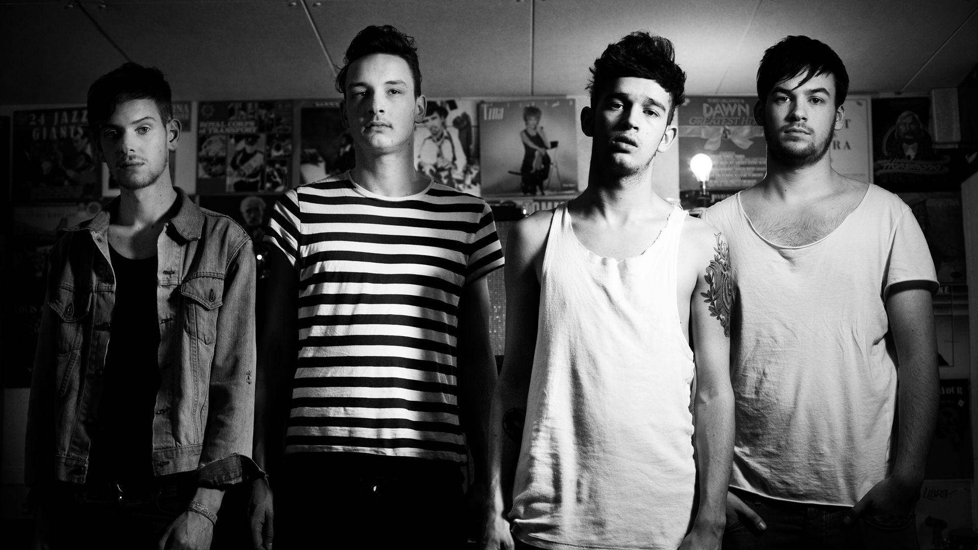 The 1975, black and white, dimly lit room, Full HD Desktop Wallpaper