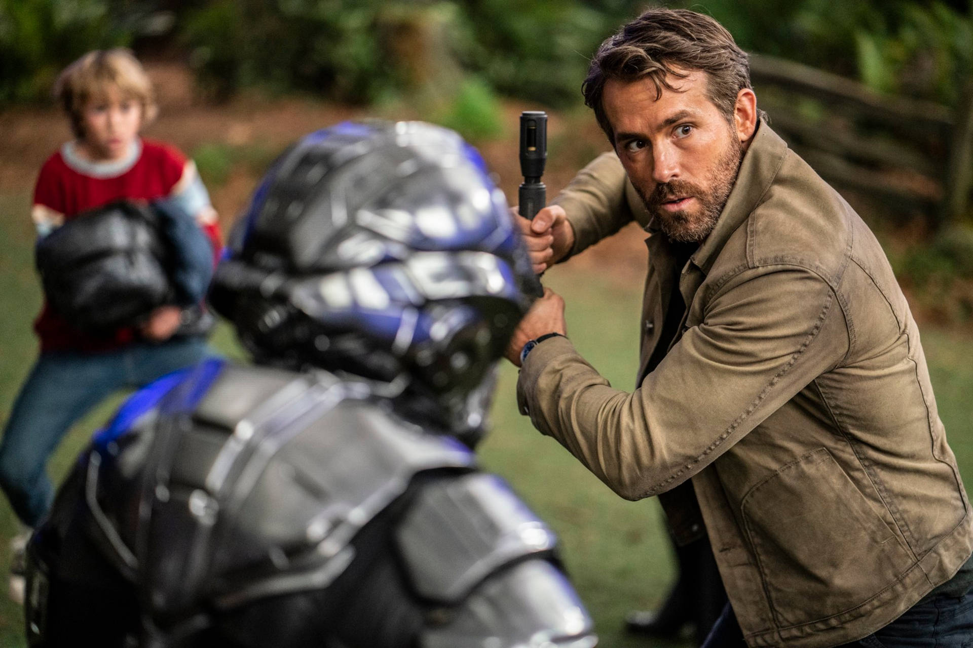 The Adam Project, fight scene, tan jacket, Full HD Desktop Wallpaper