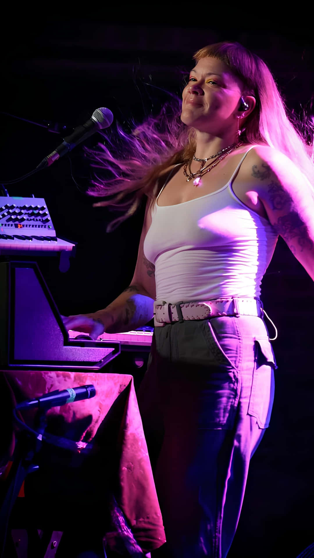 The Dandy Warhols, keyboard, vibrant purple stage lights, Full HD Phone Wallpaper