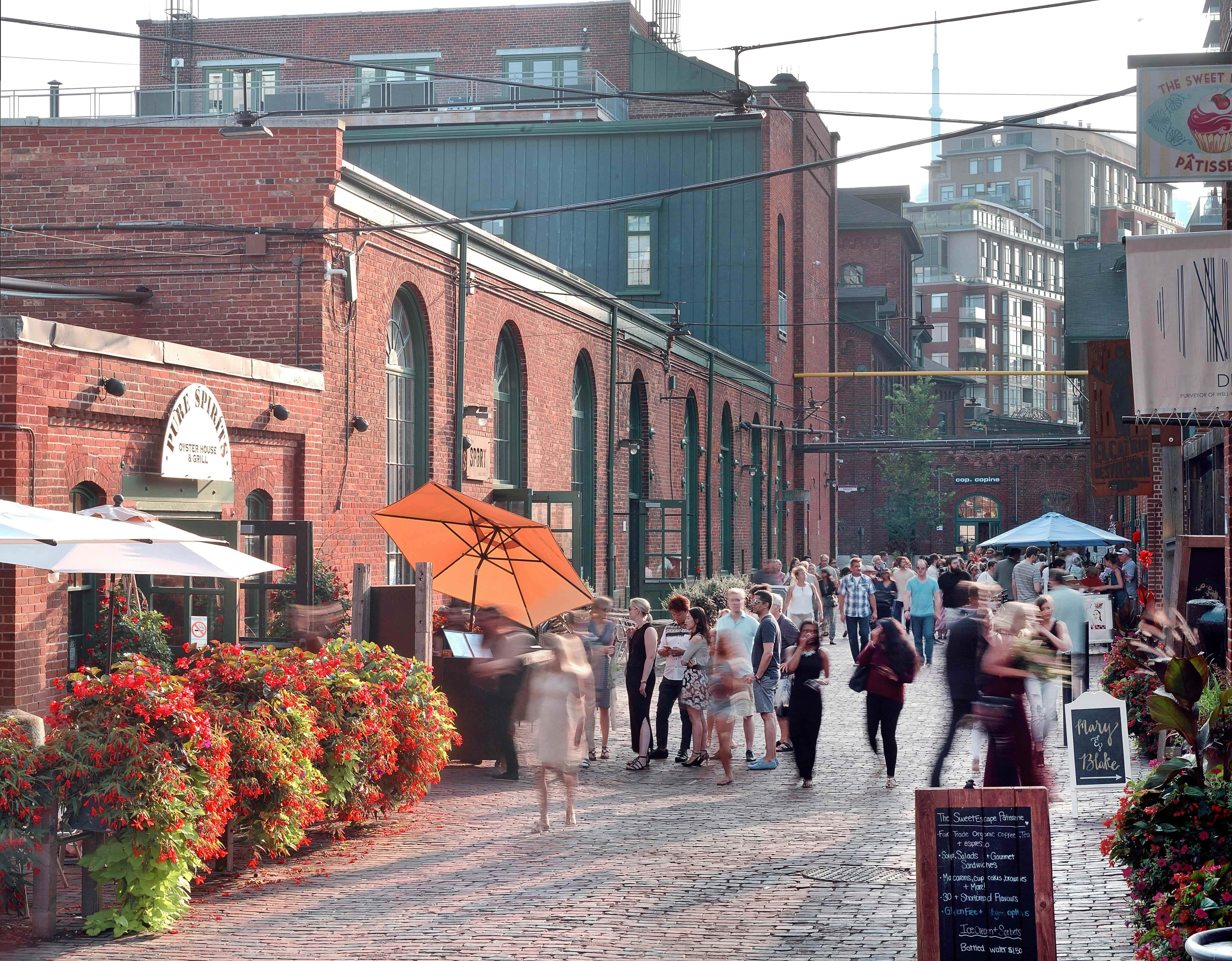 Distillery District, cobblestone alleyway, brick buildings, 5K Desktop Wallpaper