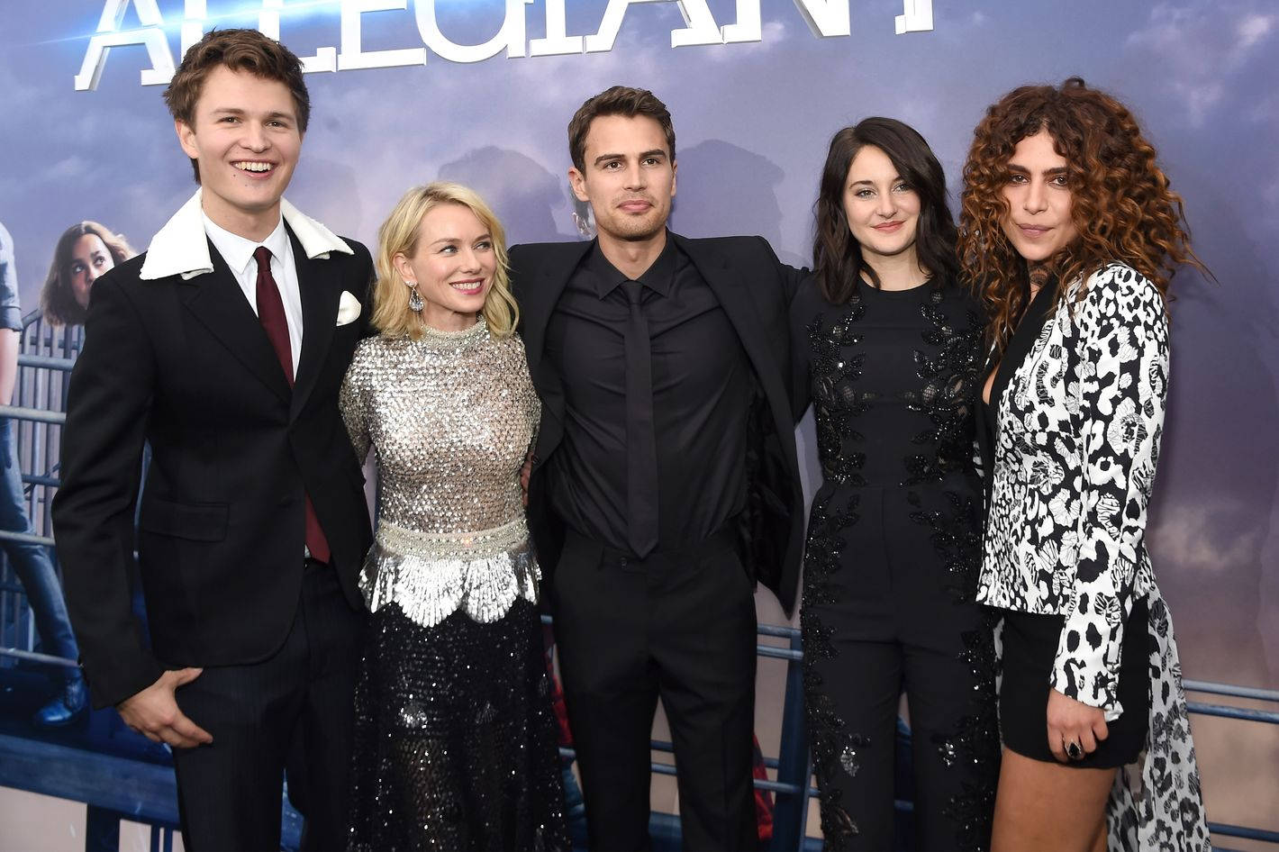 The Divergent Series, movie premiere, formal evening wear, HD Desktop Wallpaper