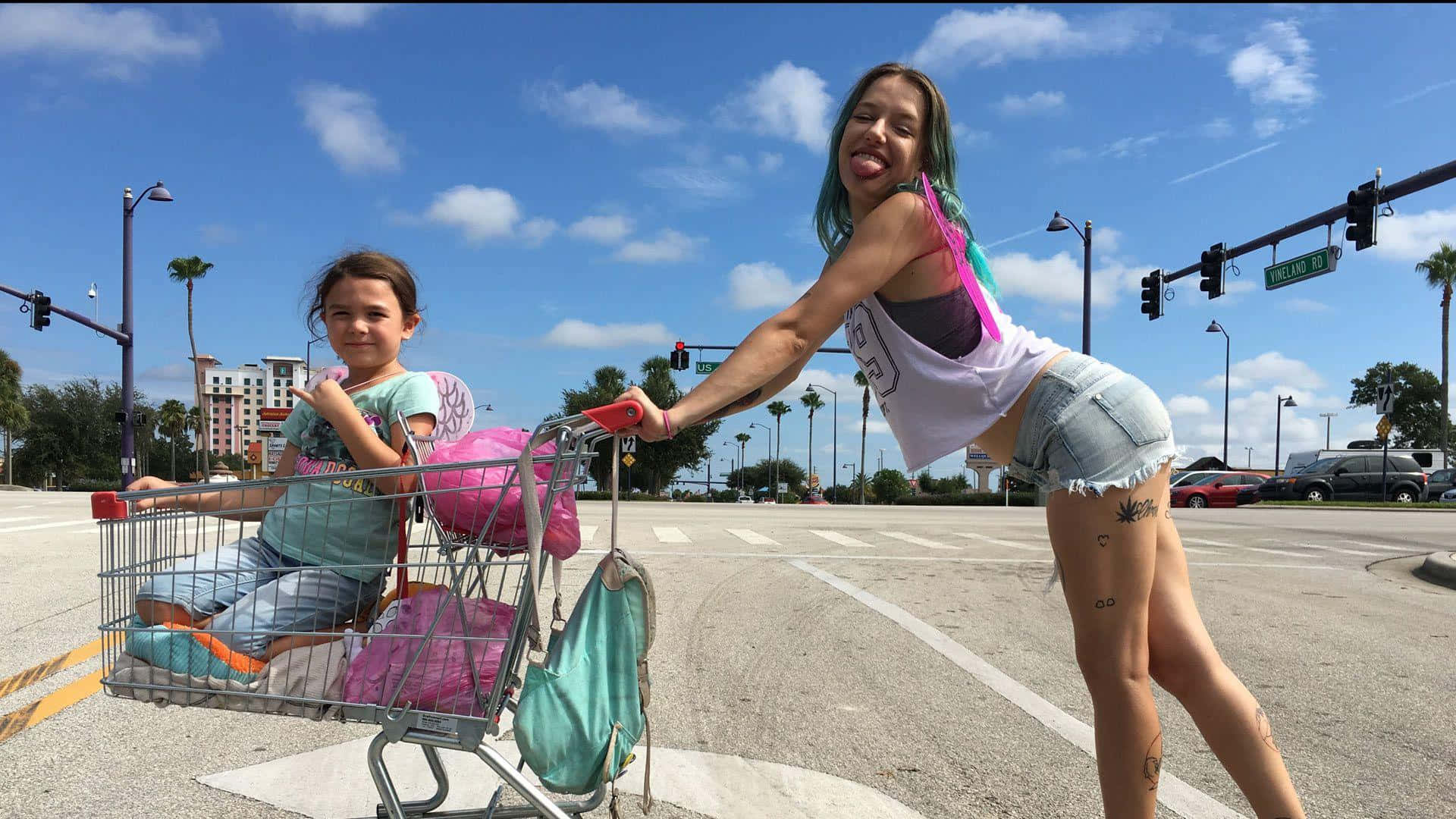 The Florida Project, shopping cart, sunny urban intersection, Full HD Desktop Wallpaper