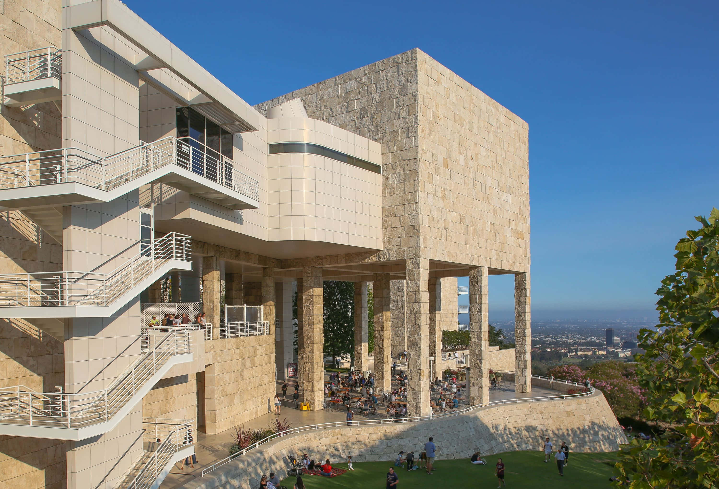 Getty Center, modern stone and glass museum, sweeping staircases, 2K Desktop Wallpaper