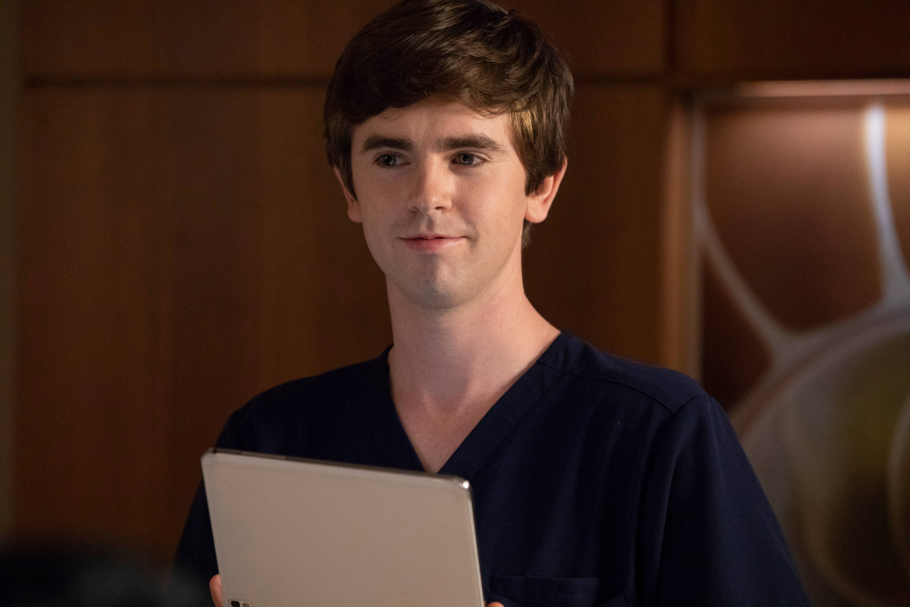 The Good Doctor, navy scrubs, tablet, 2K Desktop Wallpaper