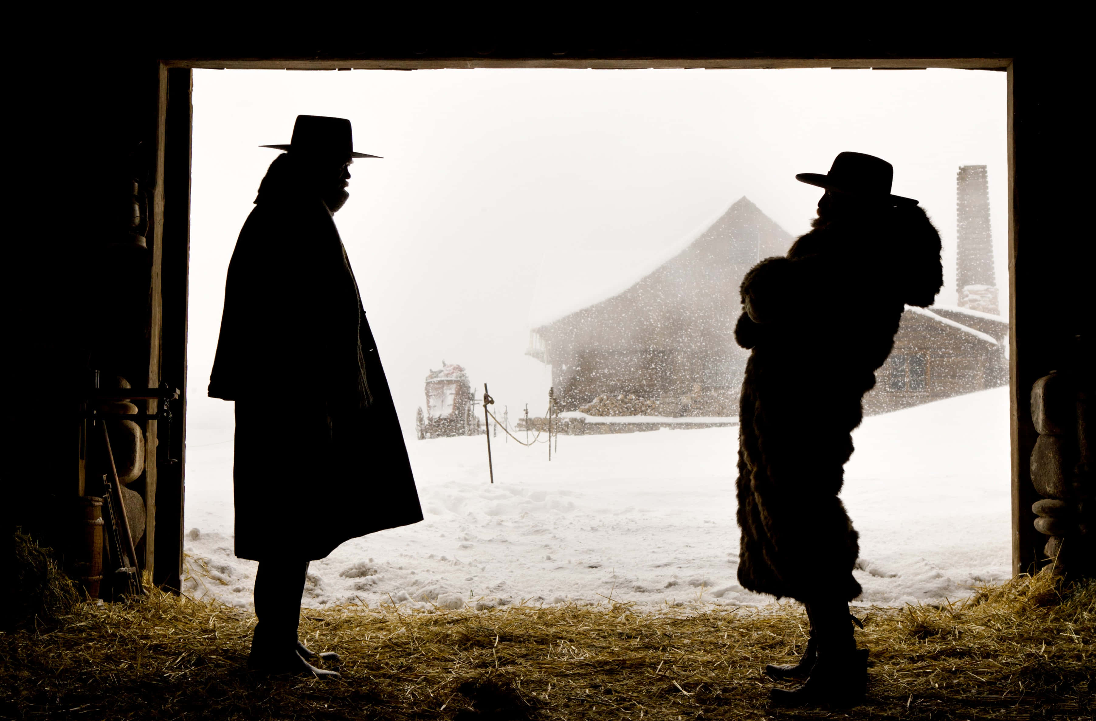 The Hateful Eight, barn doorway, snowy winter landscape, 2K Desktop Wallpaper