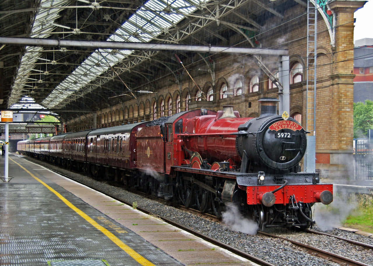The Hogwarts Express Train, red steam locomotive, numbered 5972, HD Desktop Wallpaper