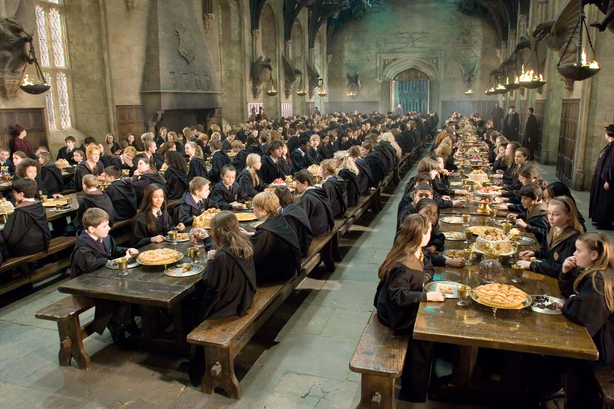 The Hogwarts Great Hall, black robes, long wooden tables, Full HD Desktop Wallpaper