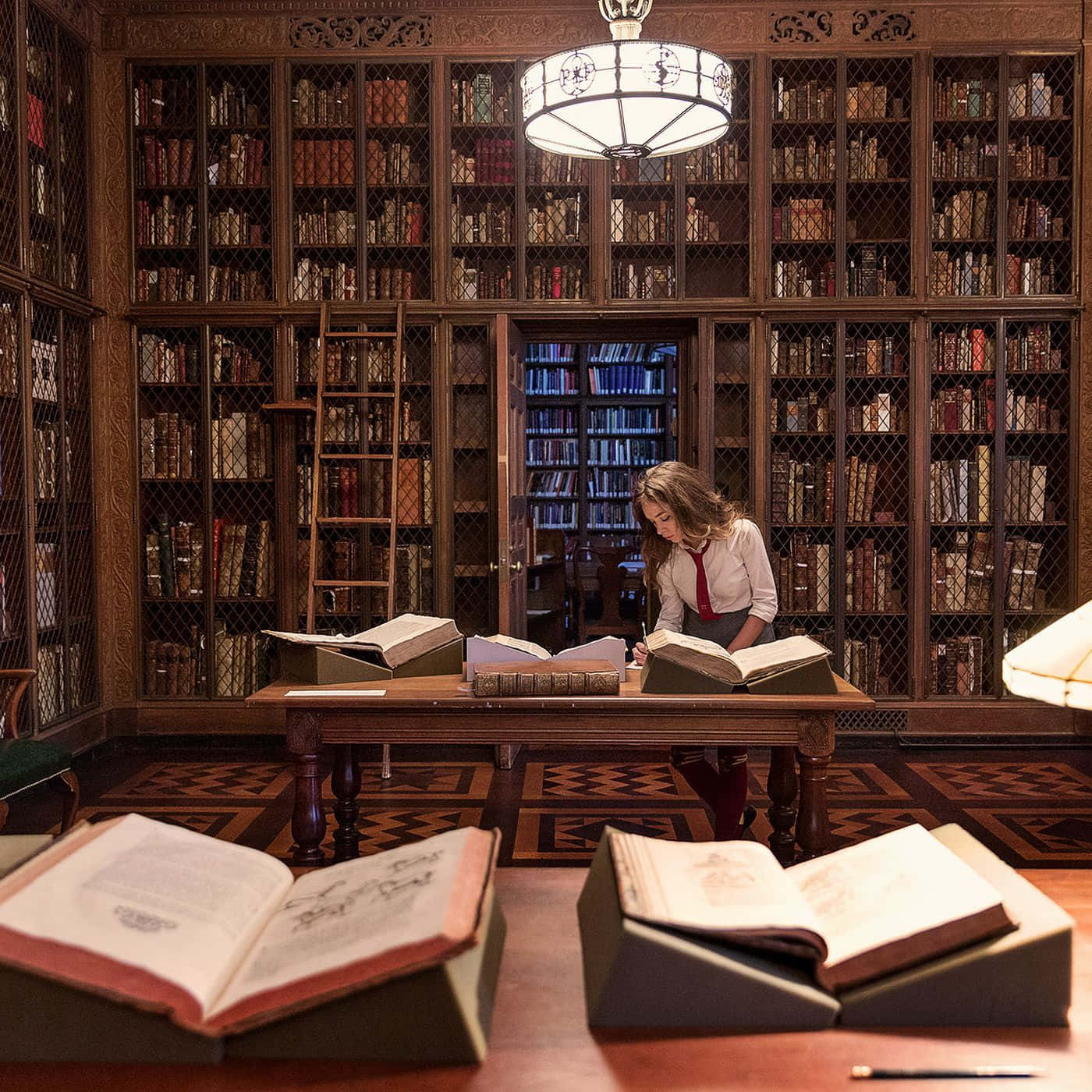 The Hogwarts Library, wooden table, candlelit library, HD Desktop Wallpaper