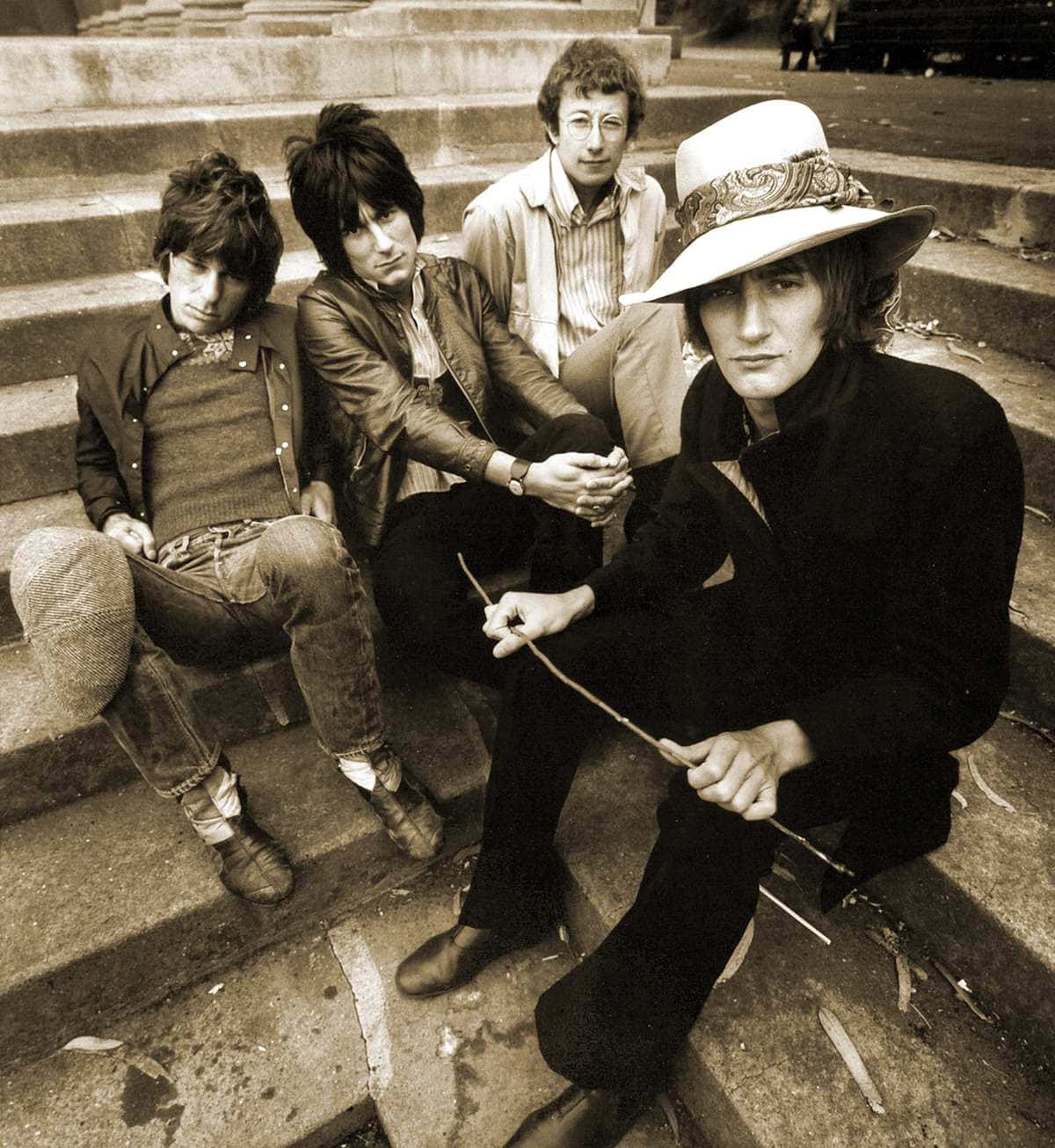 Jeff Beck Group, vintage attire, stone steps, HD Phone Wallpaper