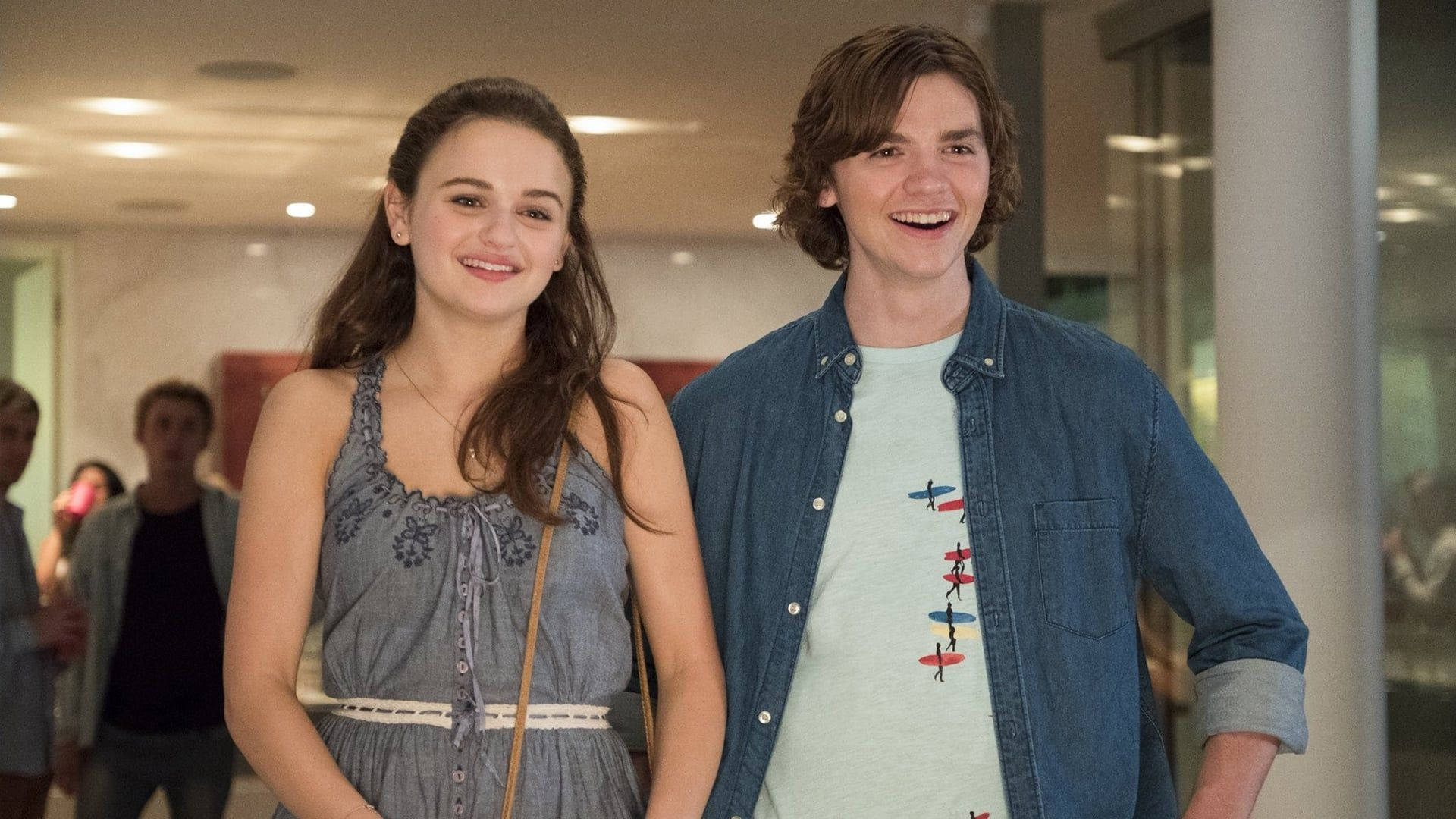 The Kissing Booth, happy best friends, brightly lit indoor hallway, Full HD Desktop Wallpaper