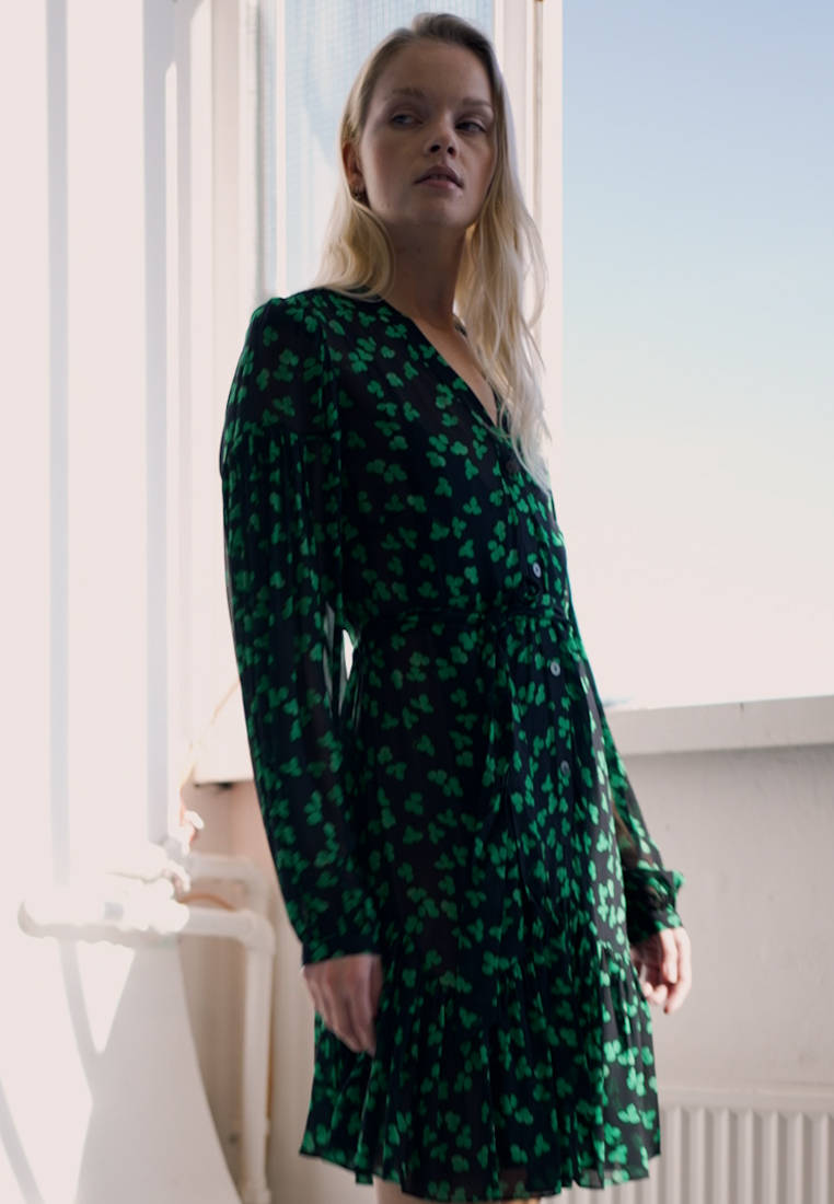 The Kooples, Naive Flowers Dress, black dress, SD Phone Wallpaper