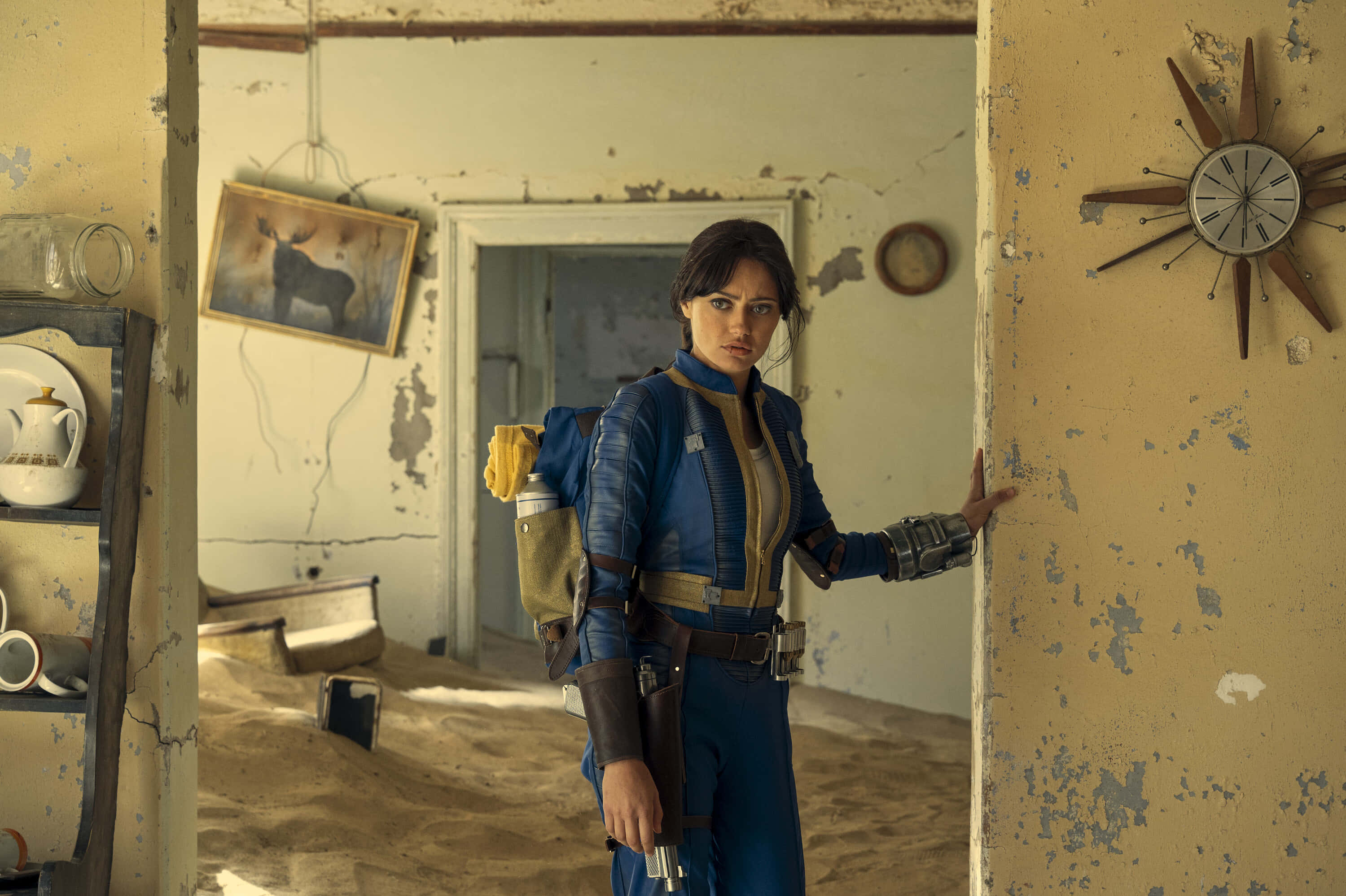 resistance fighter, dilapidated room, blue futuristic armor, 2K Desktop Wallpaper