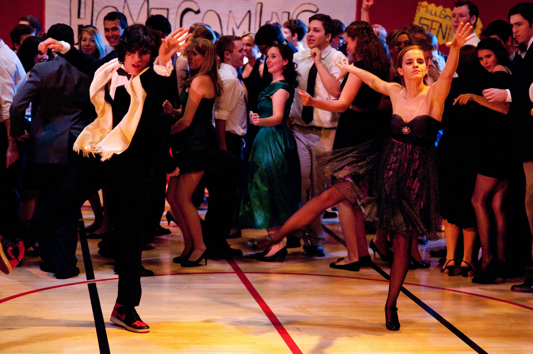 The Perks of Being a Wallflower, homecoming event, gymnasium floor, Full HD Desktop Wallpaper