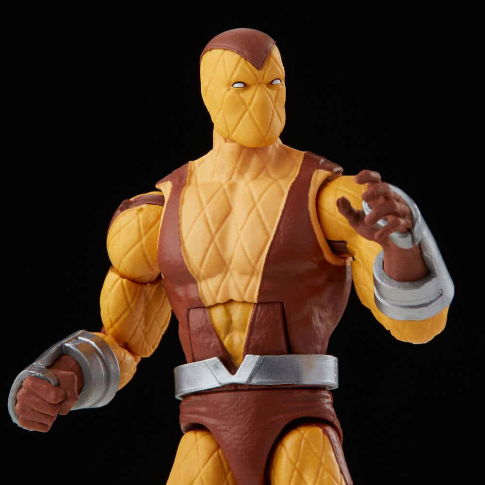 The Shocker, yellow and brown armored character, silver gauntlets, SD Desktop Wallpaper