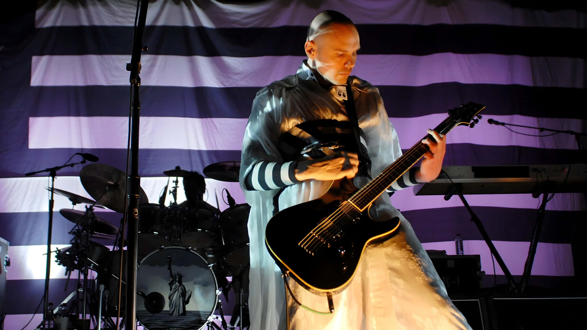 Smashing Pumpkins, shiny silver robe, black electric guitar, Full HD Desktop Wallpaper