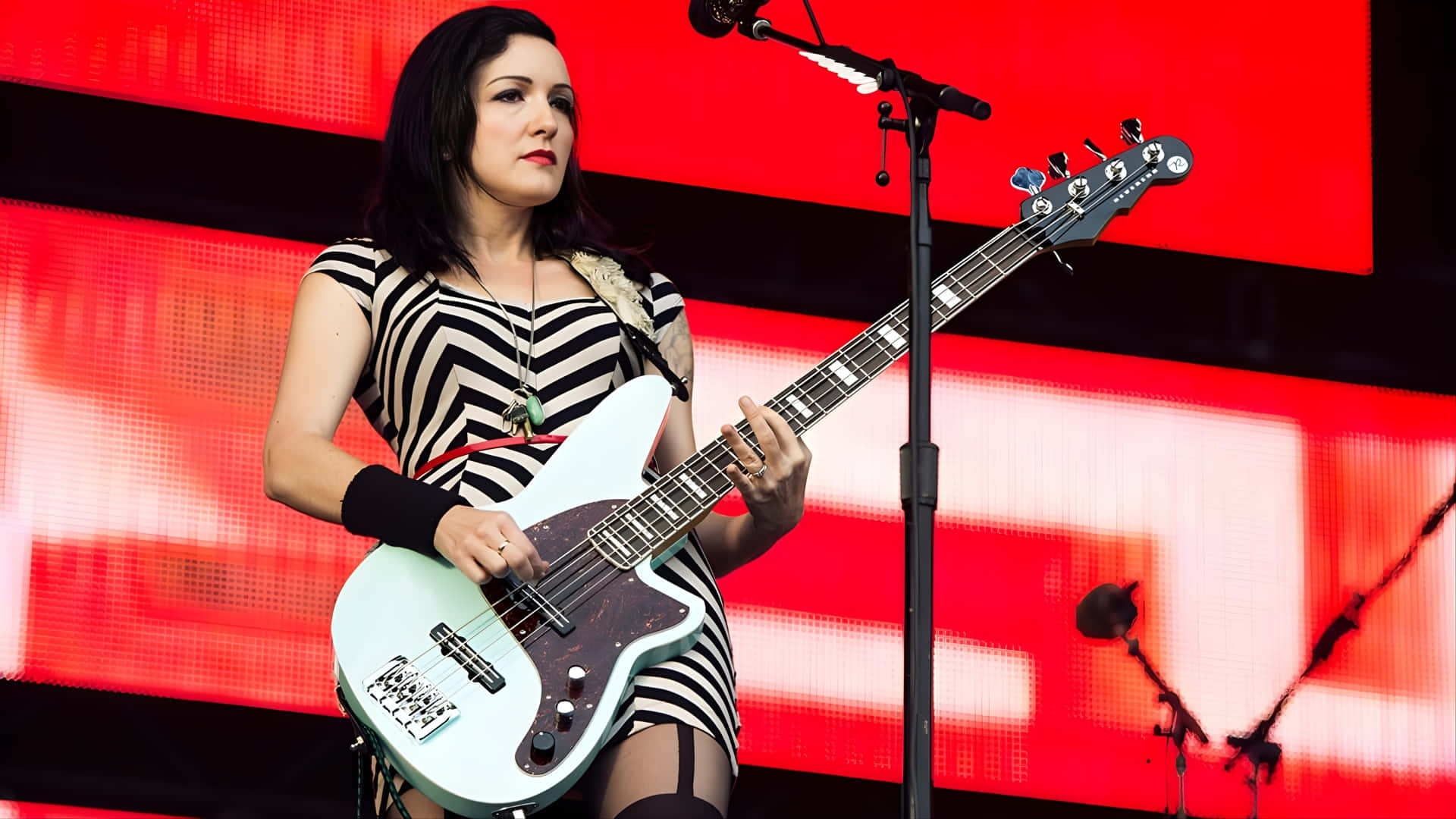 Smashing Pumpkins, live performance, black and white striped dress, Full HD Desktop Wallpaper