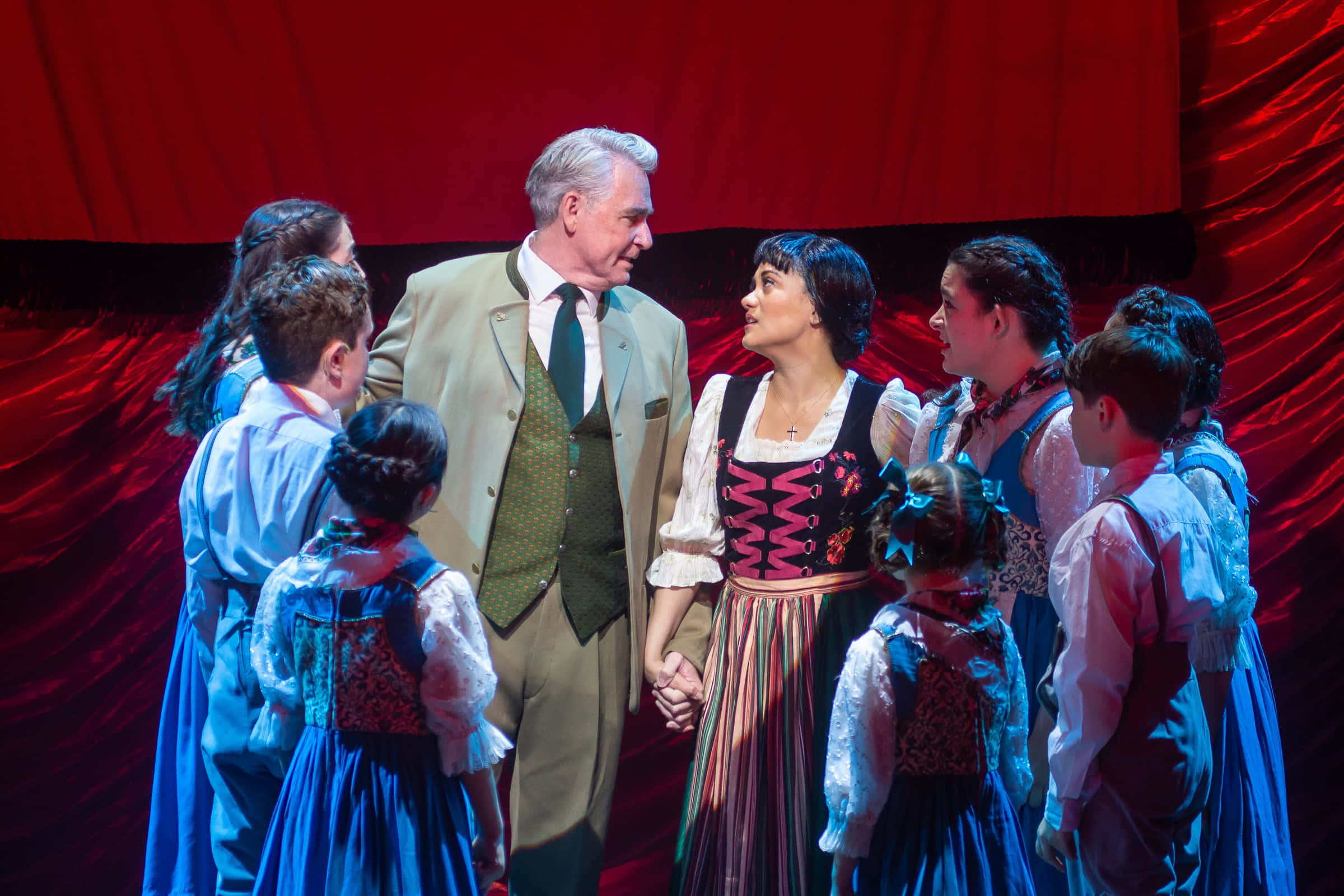 Sound of Music, cast performance, elderly couple, Full HD Desktop Wallpaper