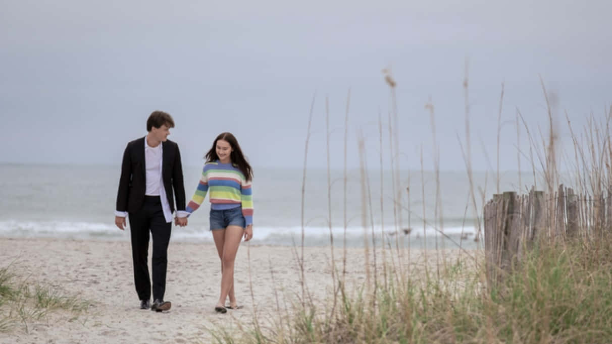 The Summer I Turned Pretty, beach, couple, SD Desktop Wallpaper