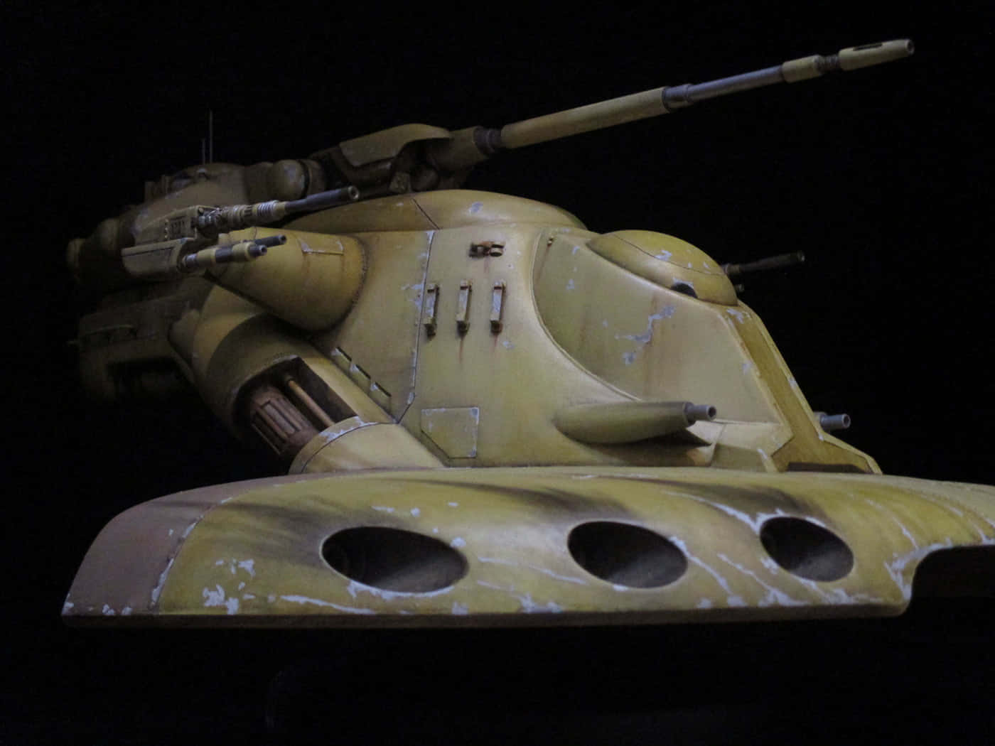 The Trade Federation, yellow tank model, multiple cannons, HD Desktop Wallpaper