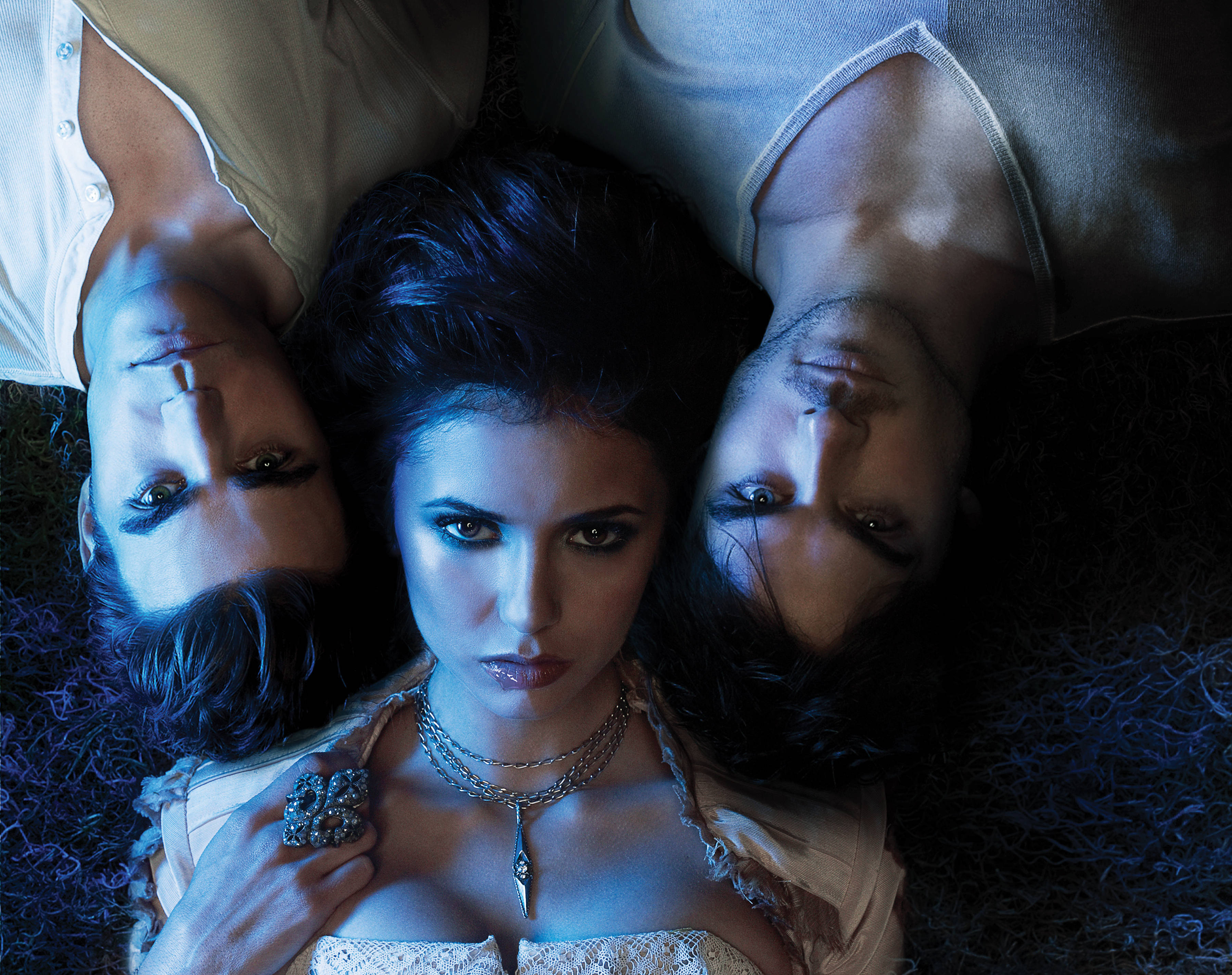 The Vampire Diaries, characters, grass, 2K Desktop Wallpaper