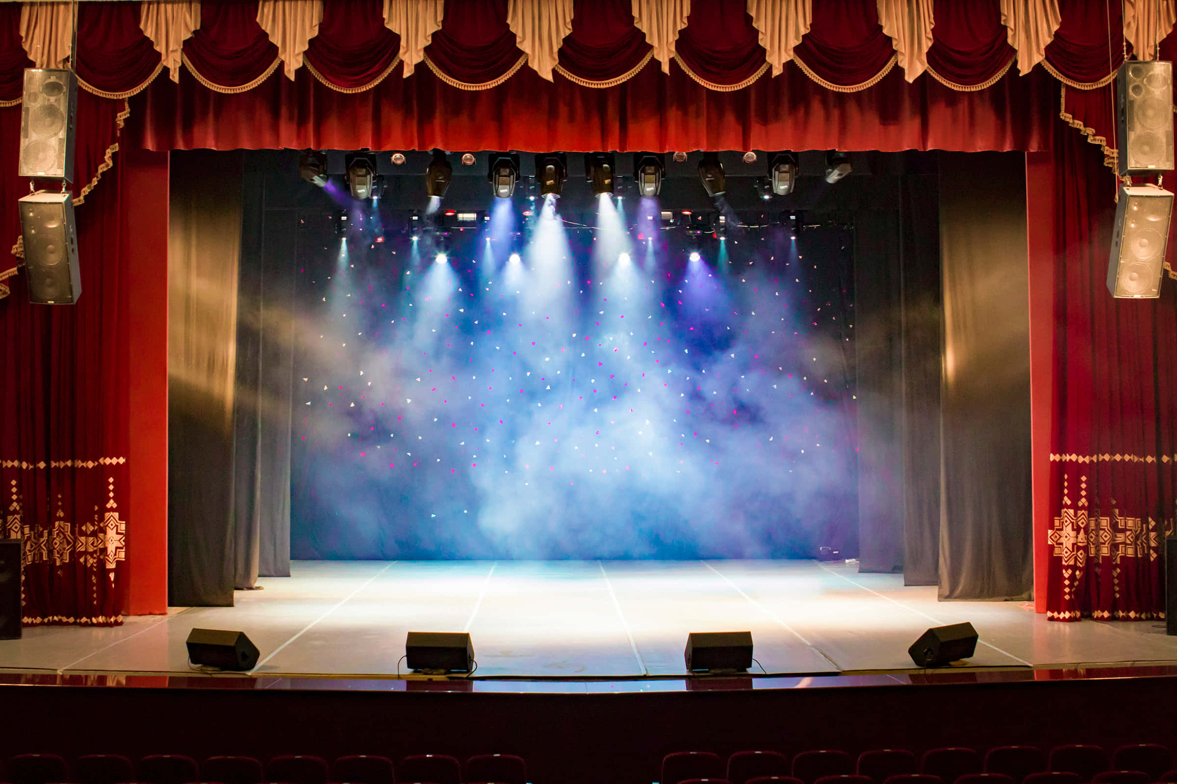 theater stage, blue spotlights, swirling smoke, Full HD Desktop Wallpaper