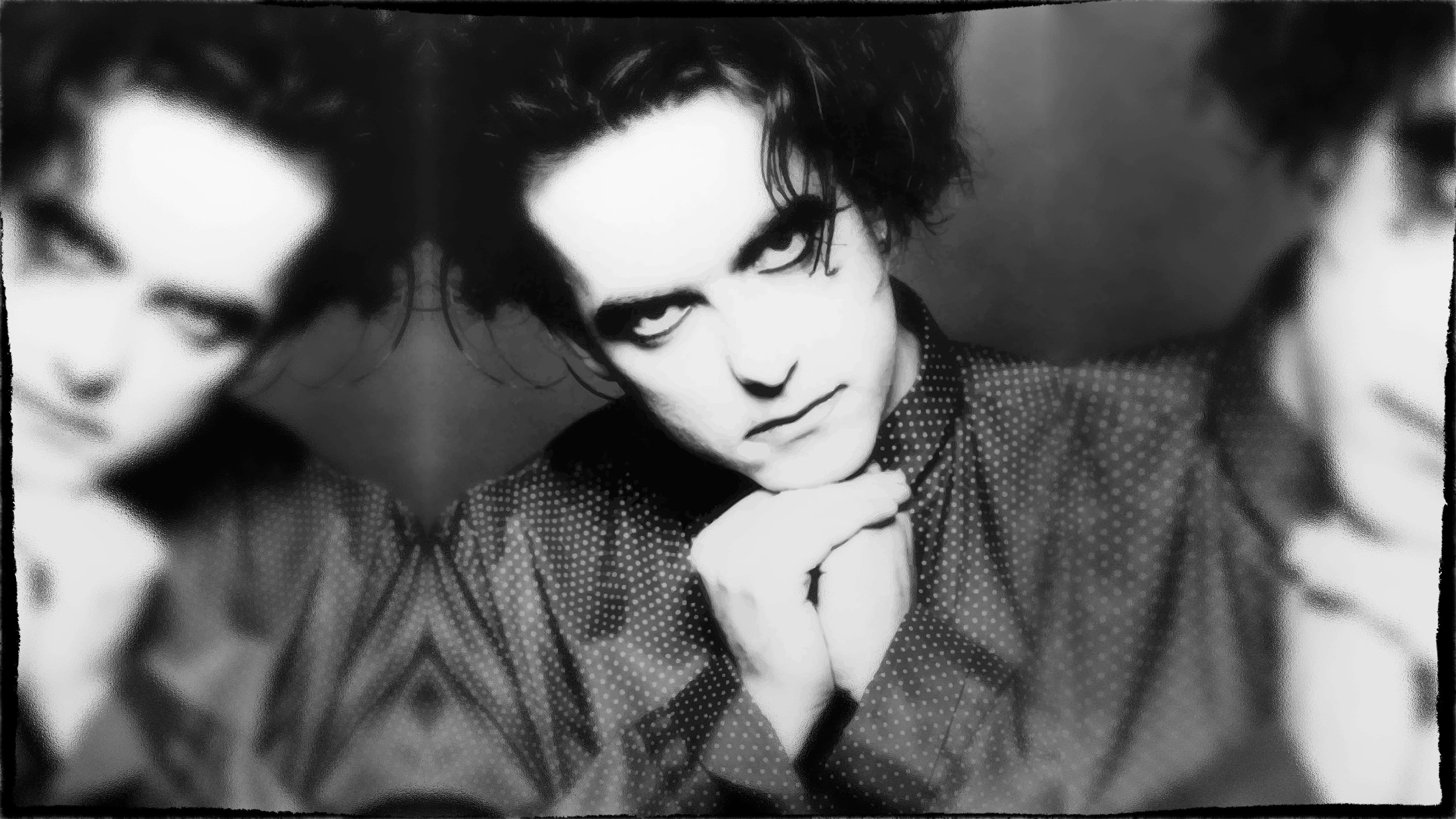 the cure, black and white portrait, man with dark makeup, 5K Desktop Wallpaper