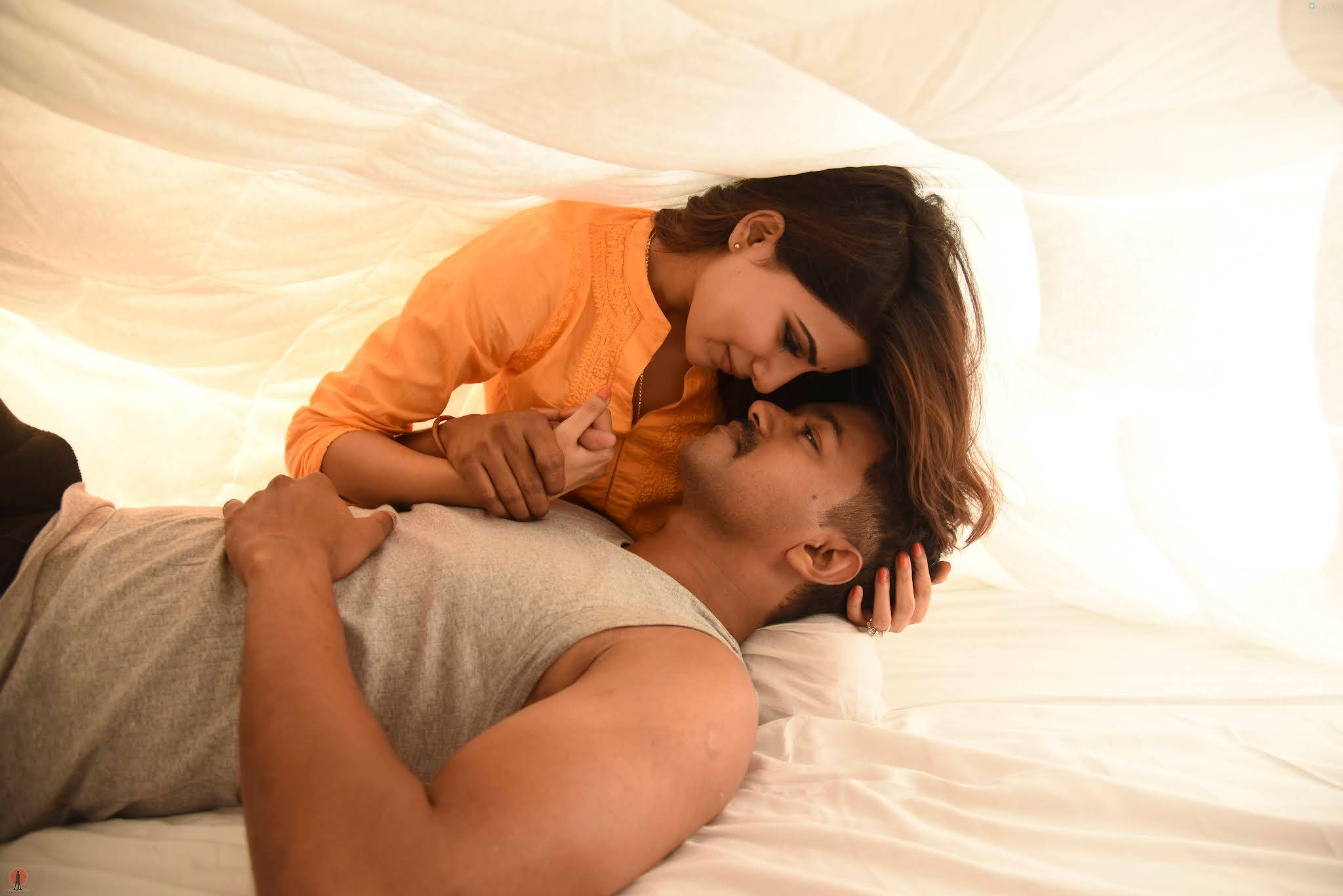 Theri Movie, couple, bedsheet, Full HD Desktop Wallpaper