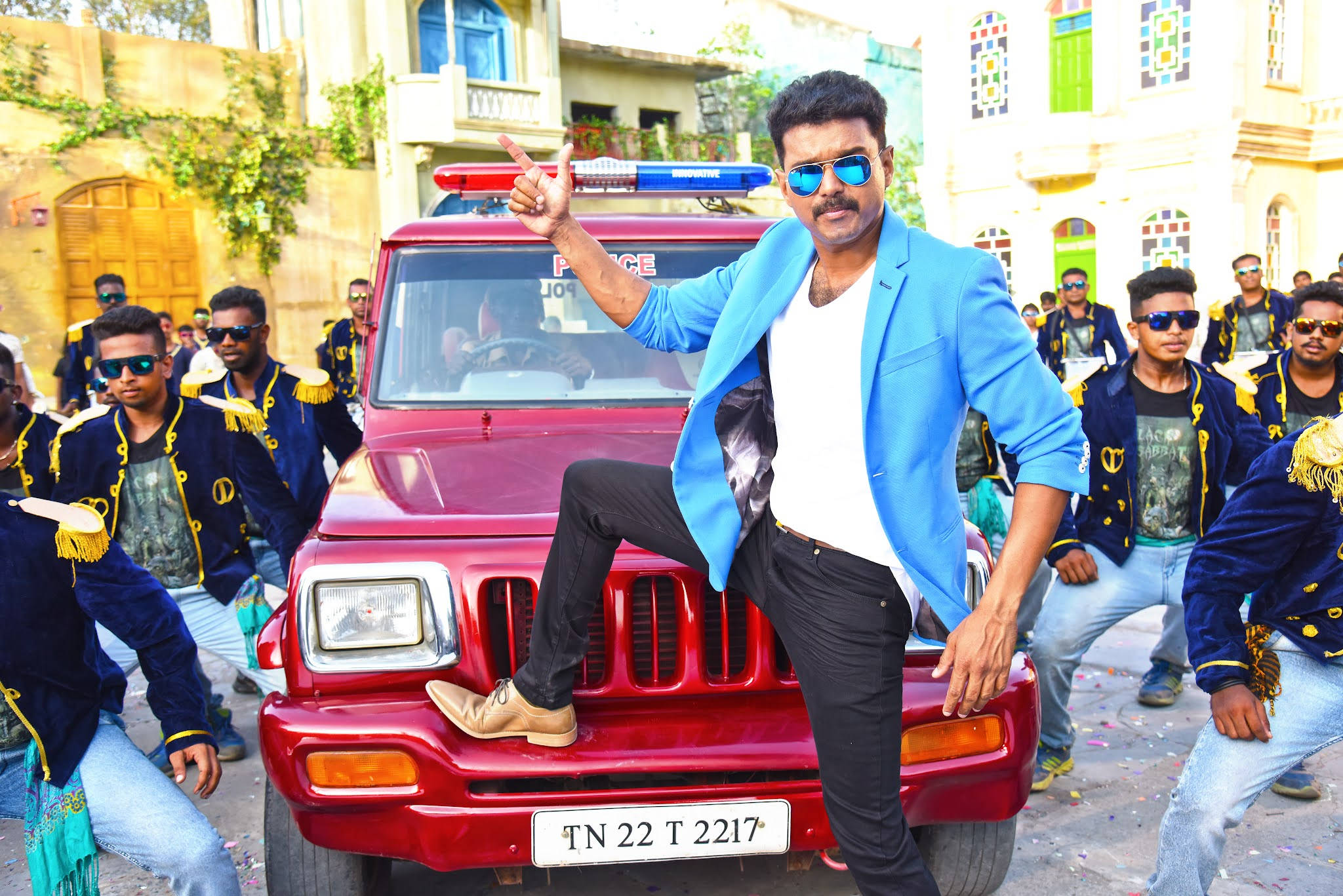 Theri Movie, red police jeep, bright blue blazer, Full HD Desktop Wallpaper